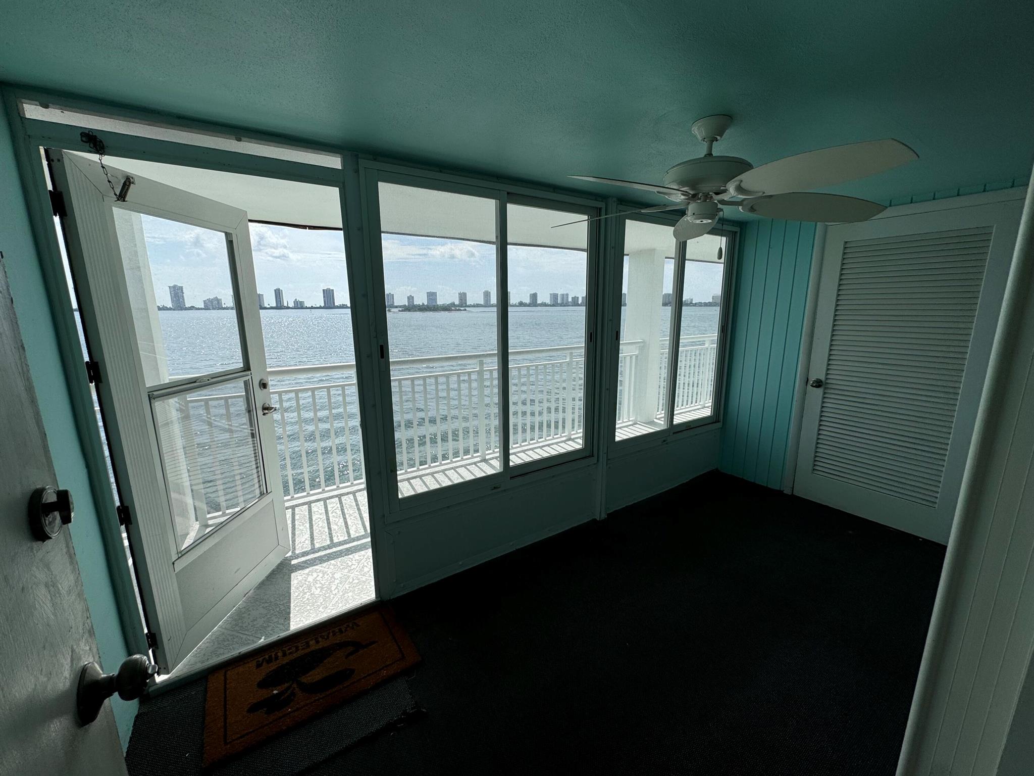 SHORE CLUB APTS A INC - Residential Lease