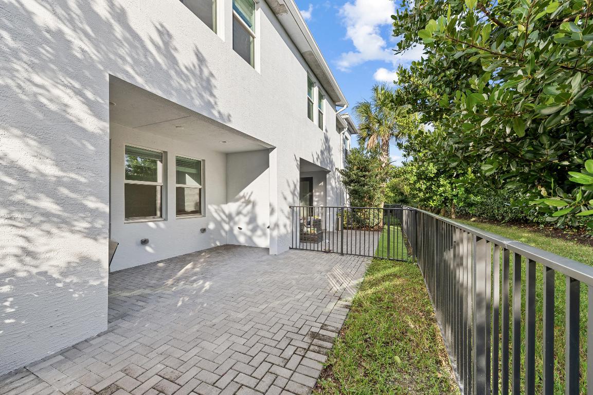 CROSSINGS OF WESTLAKE - Residential