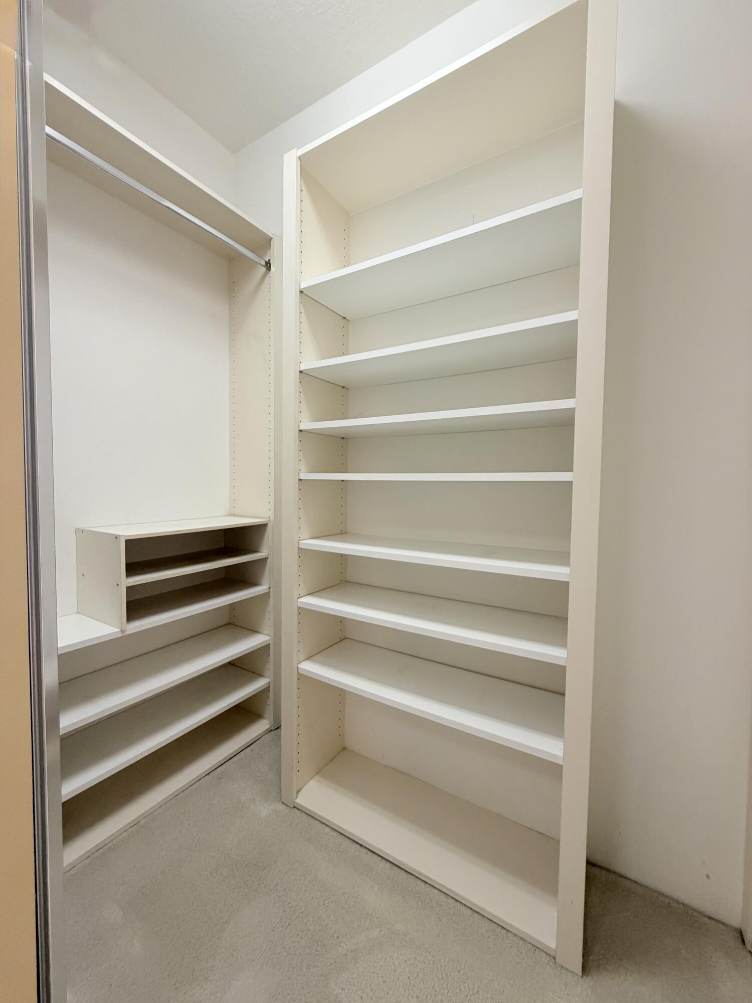 HARBOUR ISLE AT HUTCHINSON ISLAND WEST, A CONDOMIN - Residential