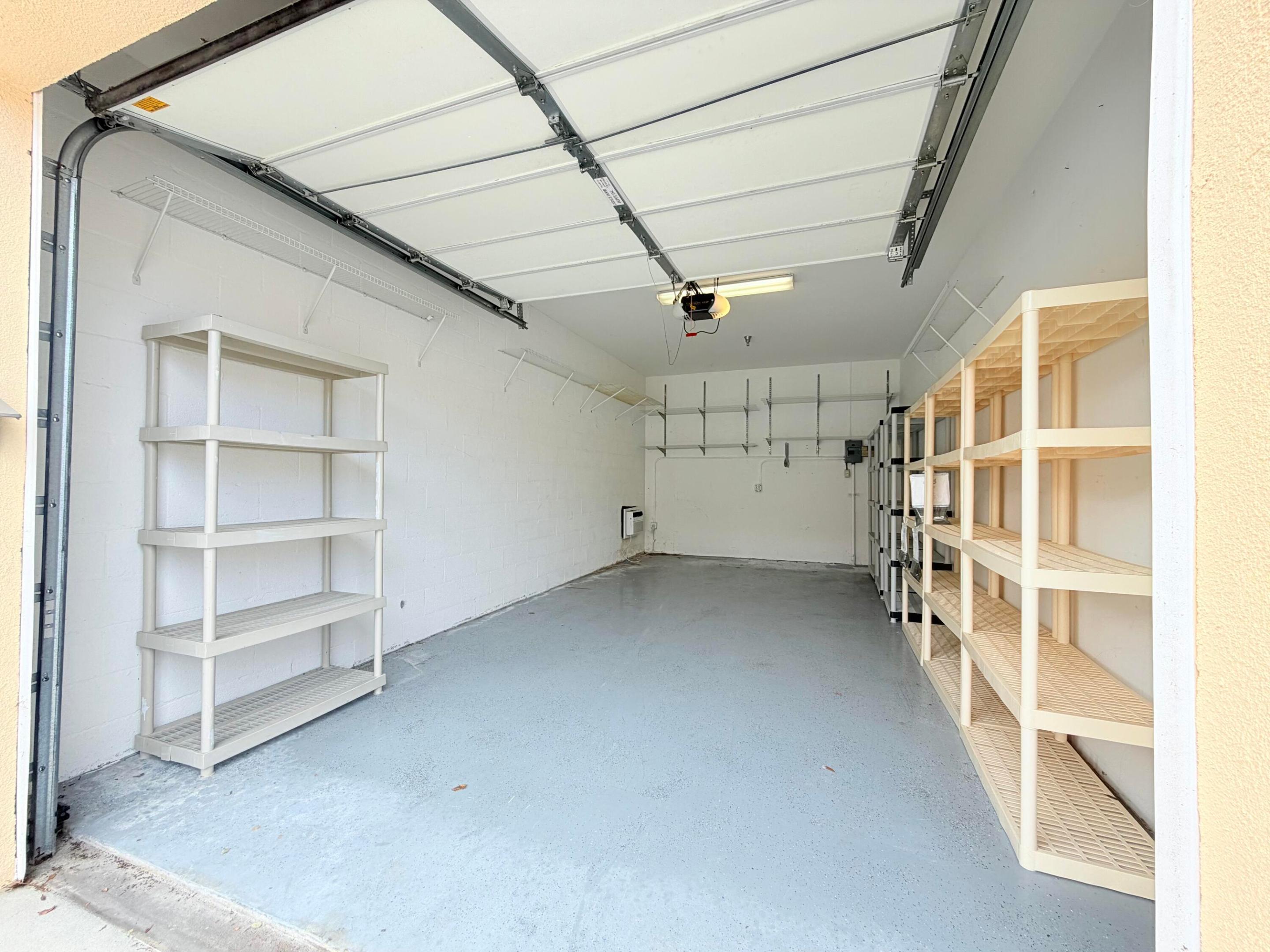 HARBOUR ISLE AT HUTCHINSON ISLAND WEST, A CONDOMIN - Residential