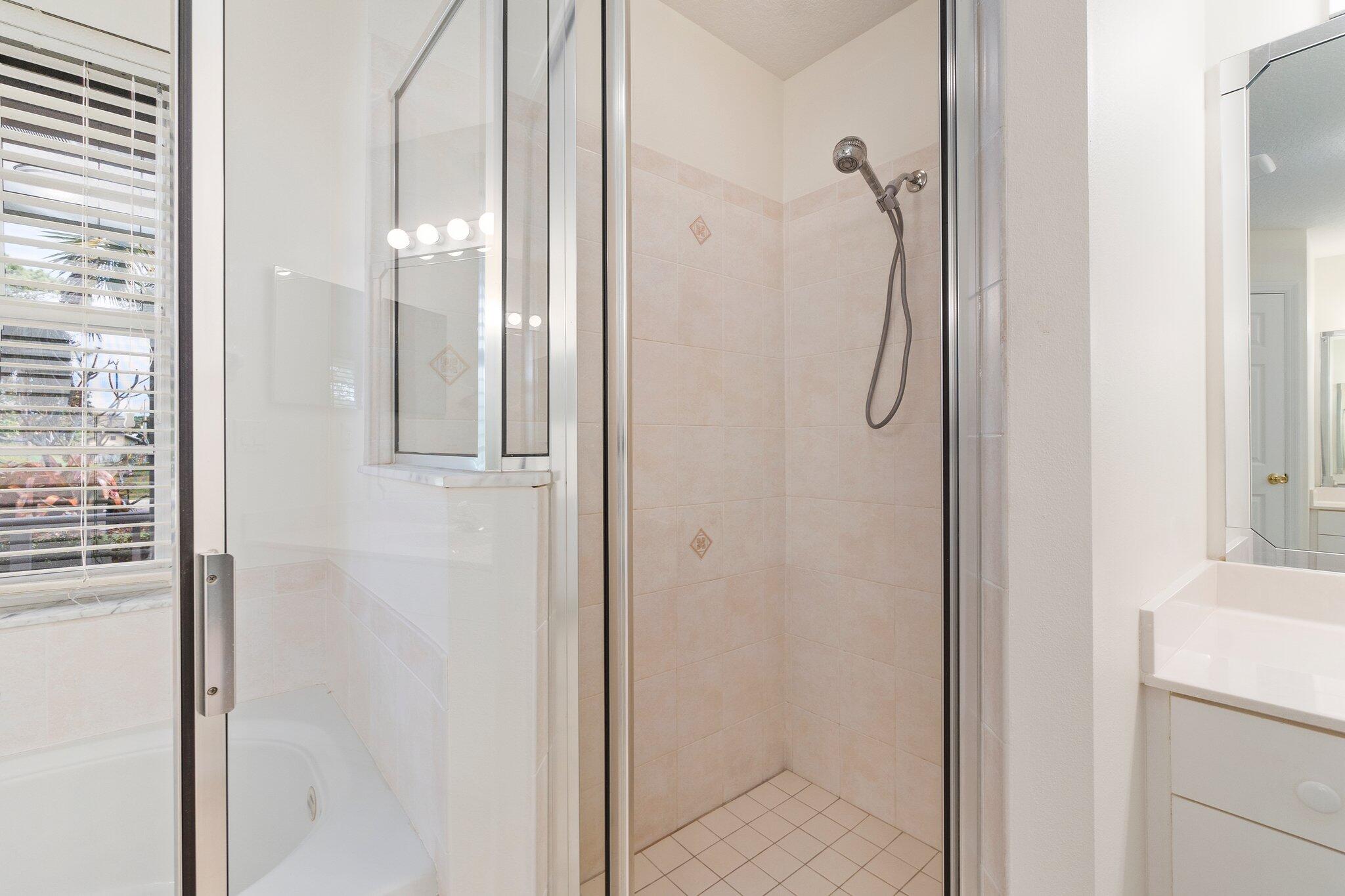 PORT ST LUCIE SECTION 30 - Residential Lease