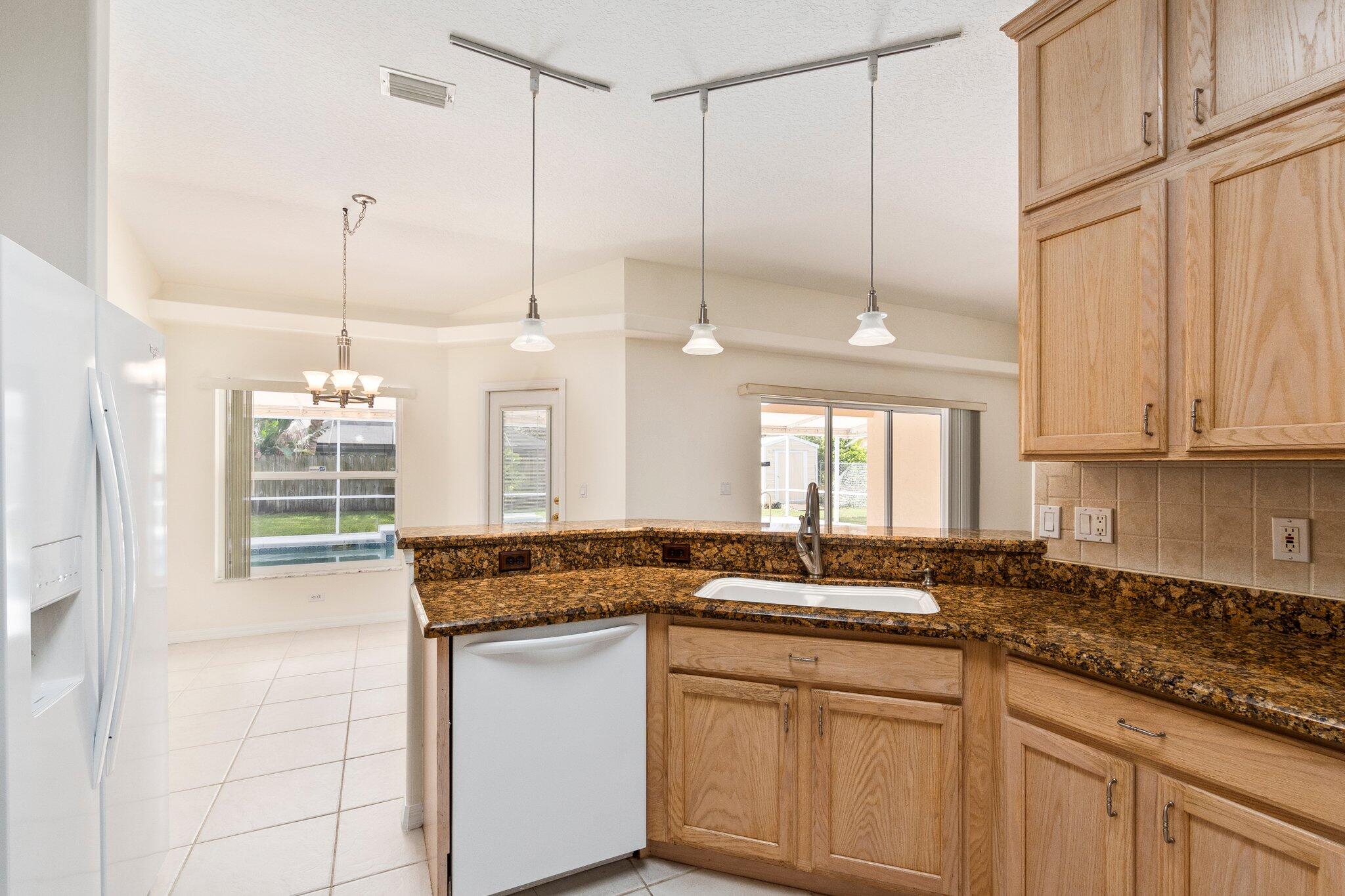 PORT ST LUCIE SECTION 30 - Residential Lease
