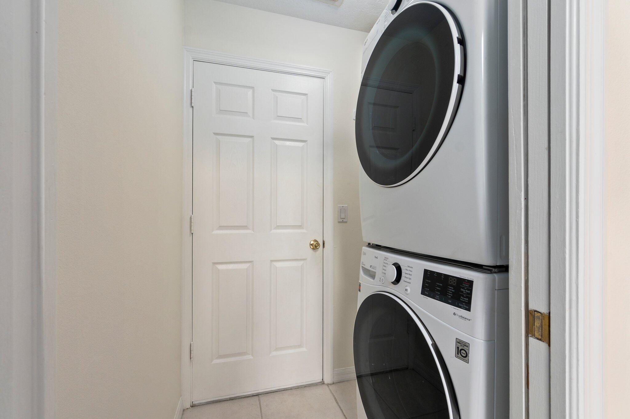 PORT ST LUCIE SECTION 30 - Residential Lease