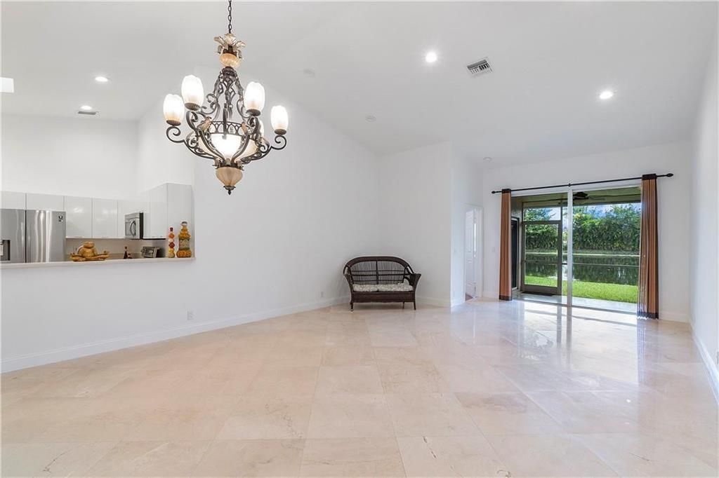 Photo of 18434 VÃ­a Di Sorrento, Boca Raton, FL 33496 (MLS # B26030042)