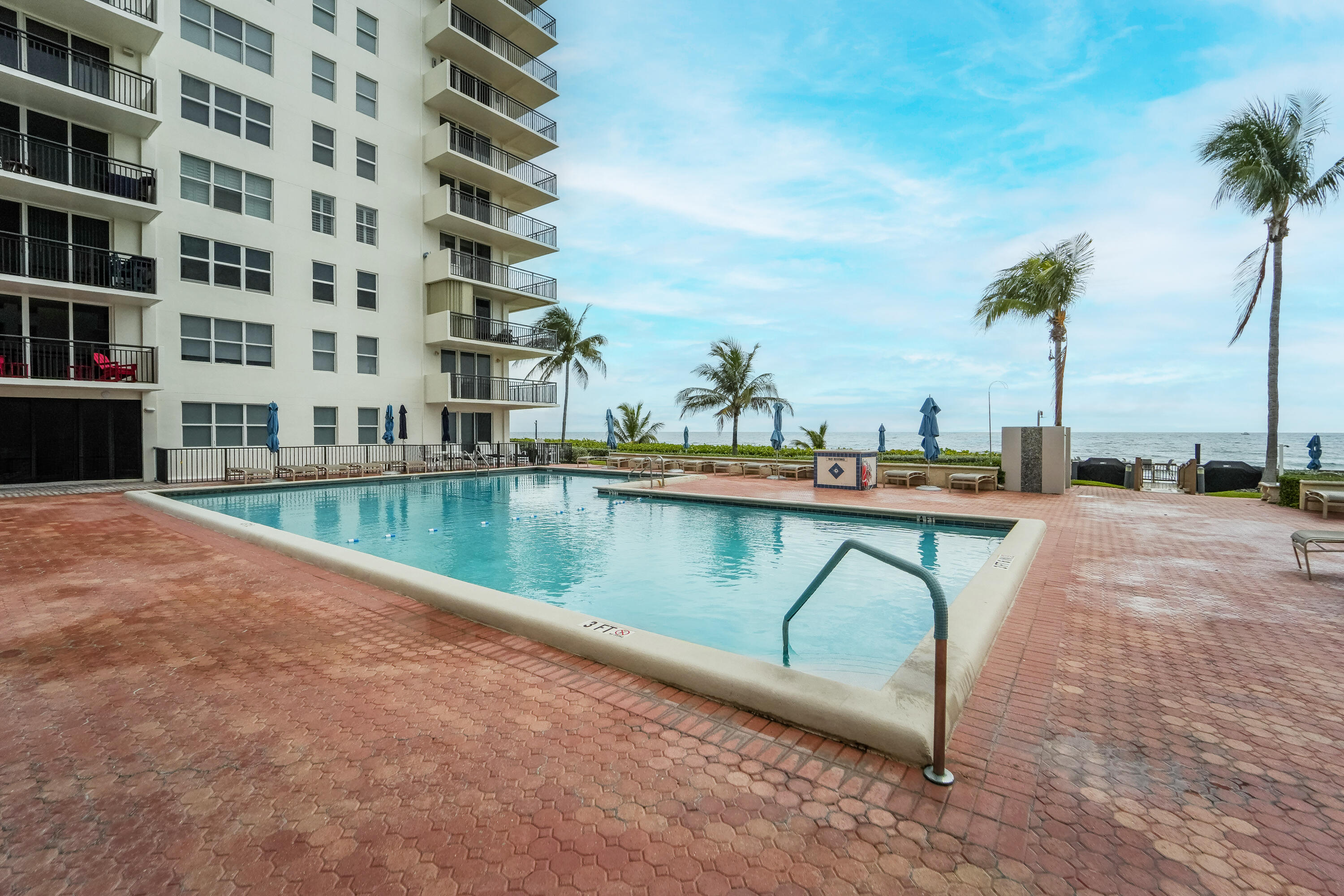 OPAL TOWERS CONDO - Residential