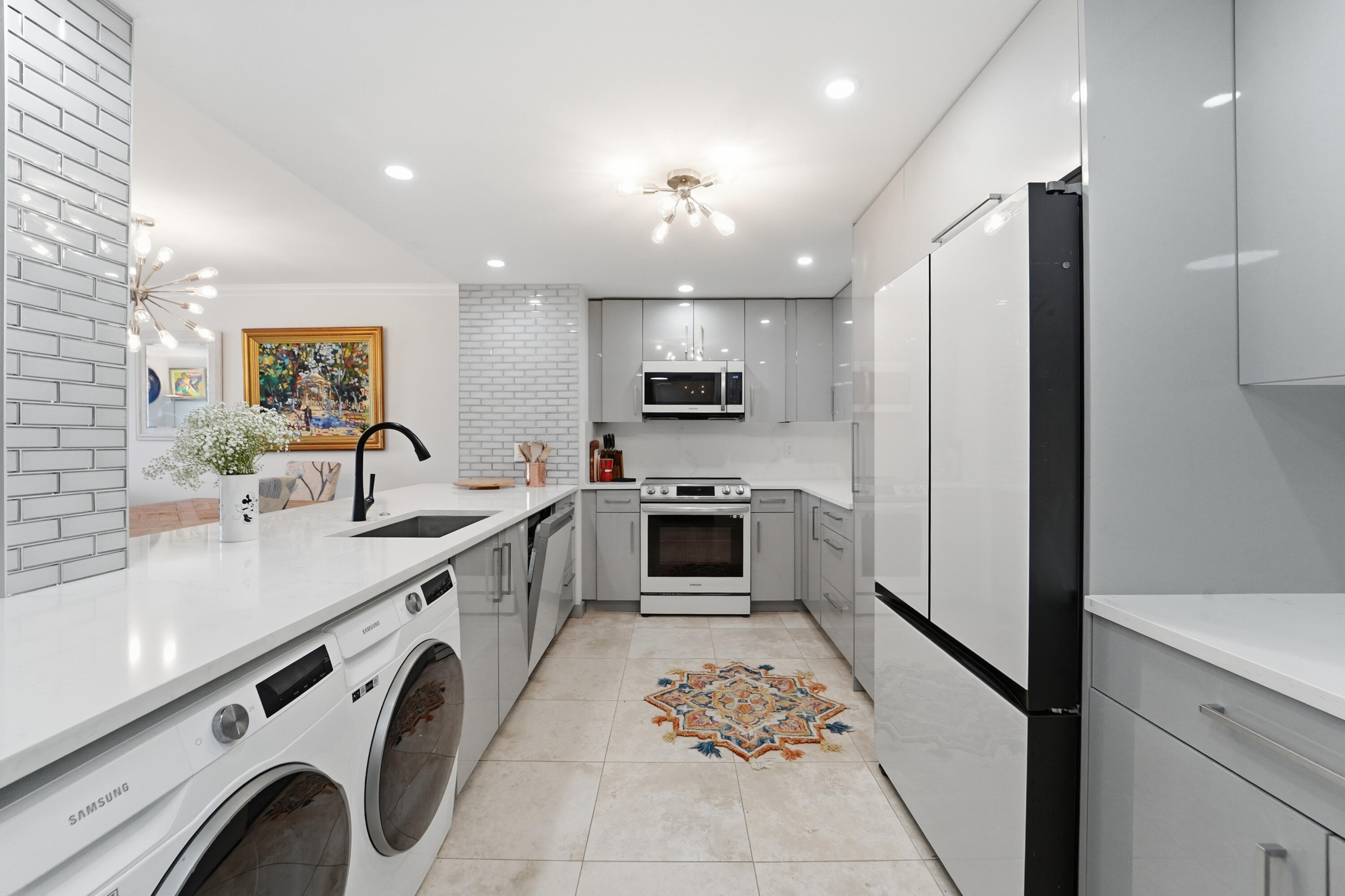OPAL TOWERS CONDO - Residential