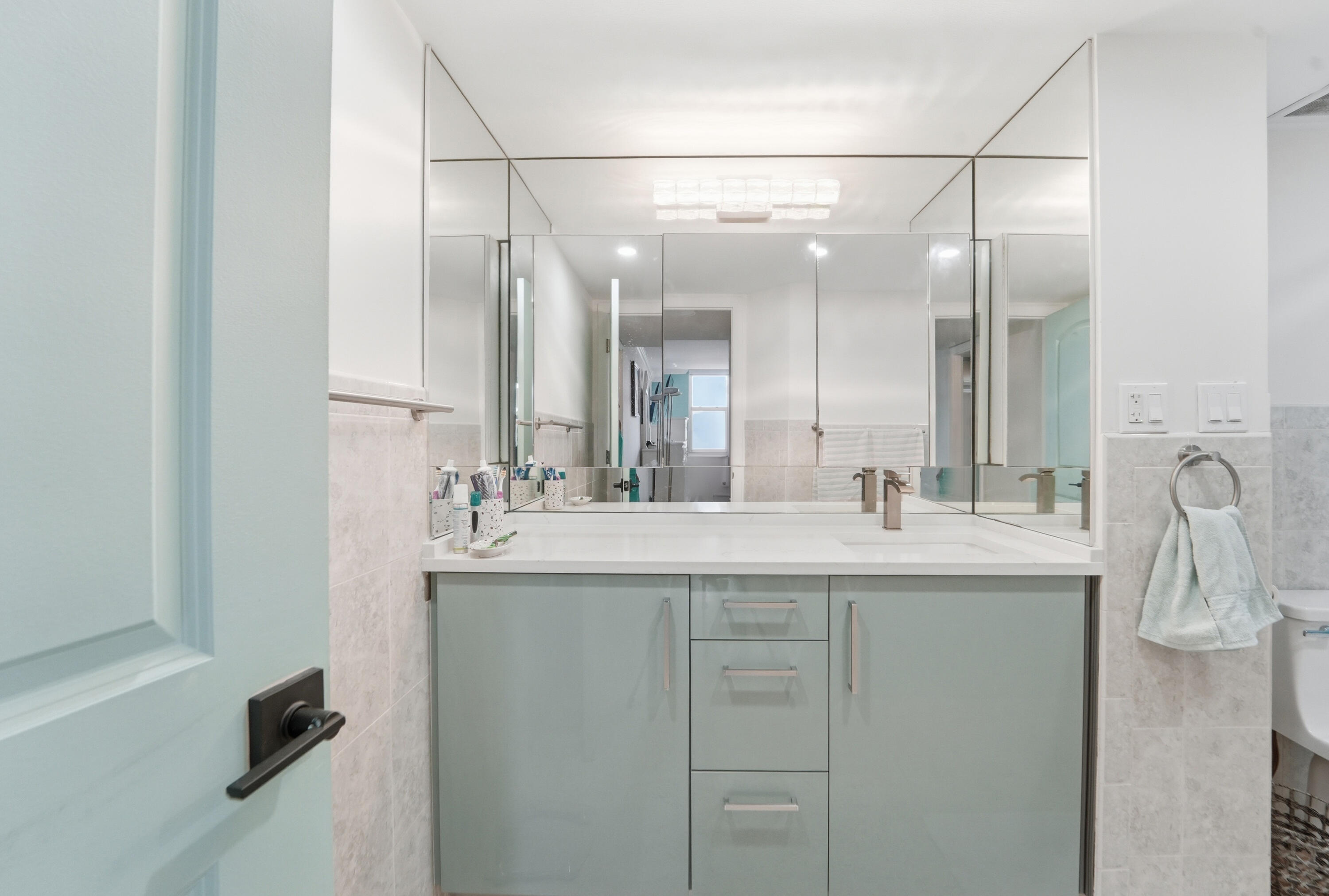 OPAL TOWERS CONDO - Residential