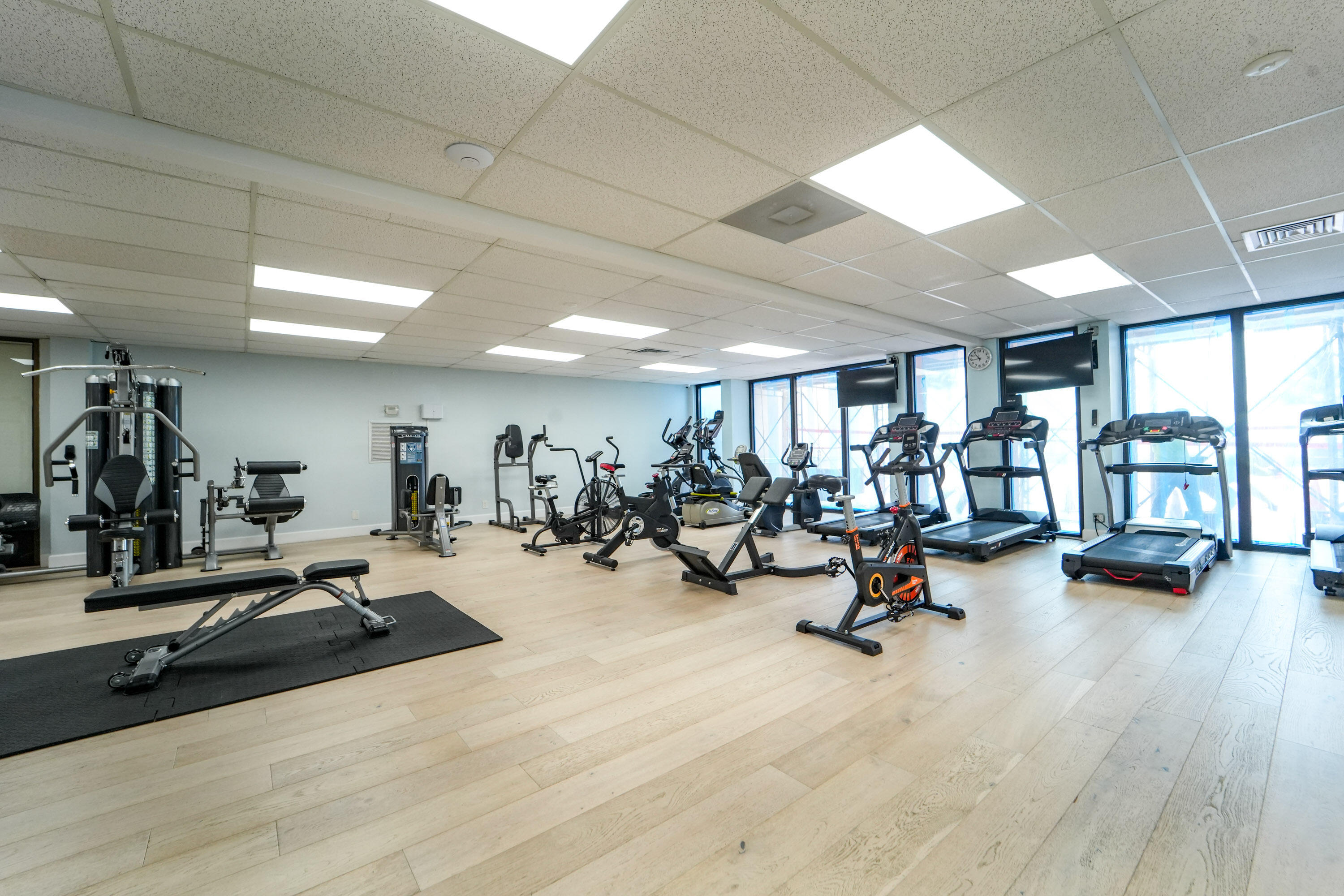 OPAL TOWERS CONDO - Residential
