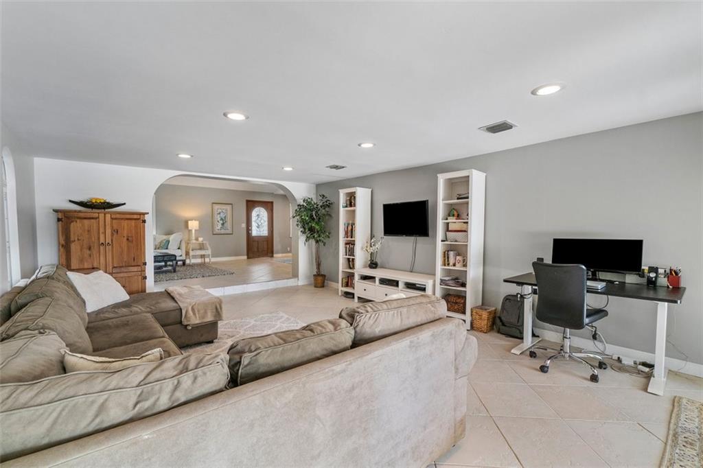 River Ridge 32-25 B - Residential