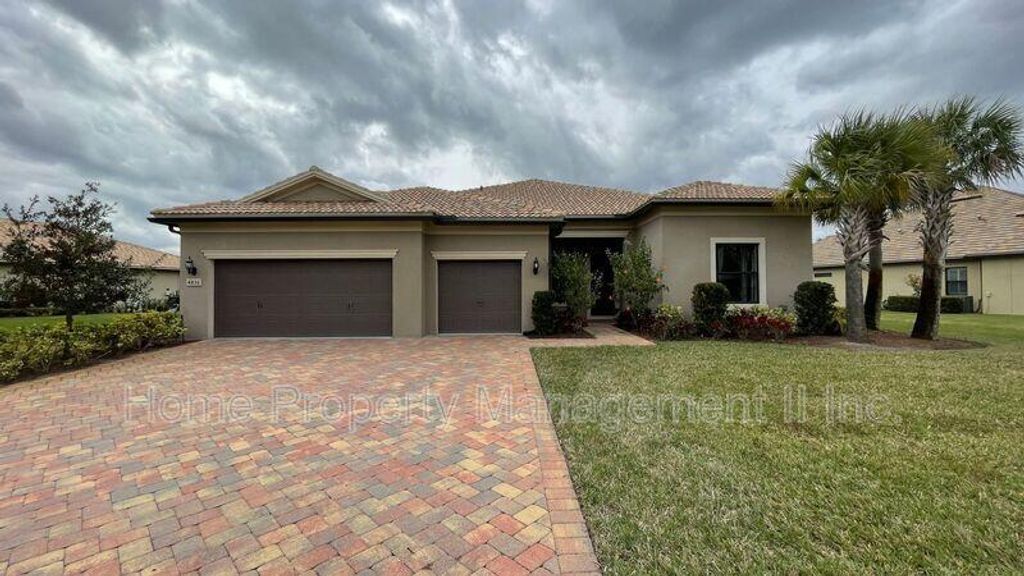 Photo of 4836 SW Gossamer Circle, Palm City, FL 34990 (MLS # R10780077)