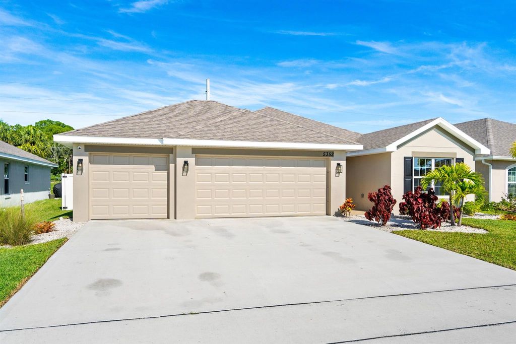 Photo of 5352 Lugo St, Fort Pierce, FL 34951 (MLS # F10394635)