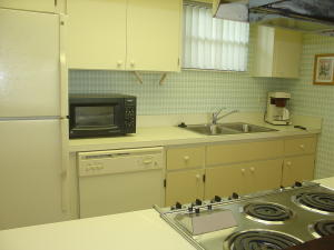 Tennis Lodges - Residential Lease