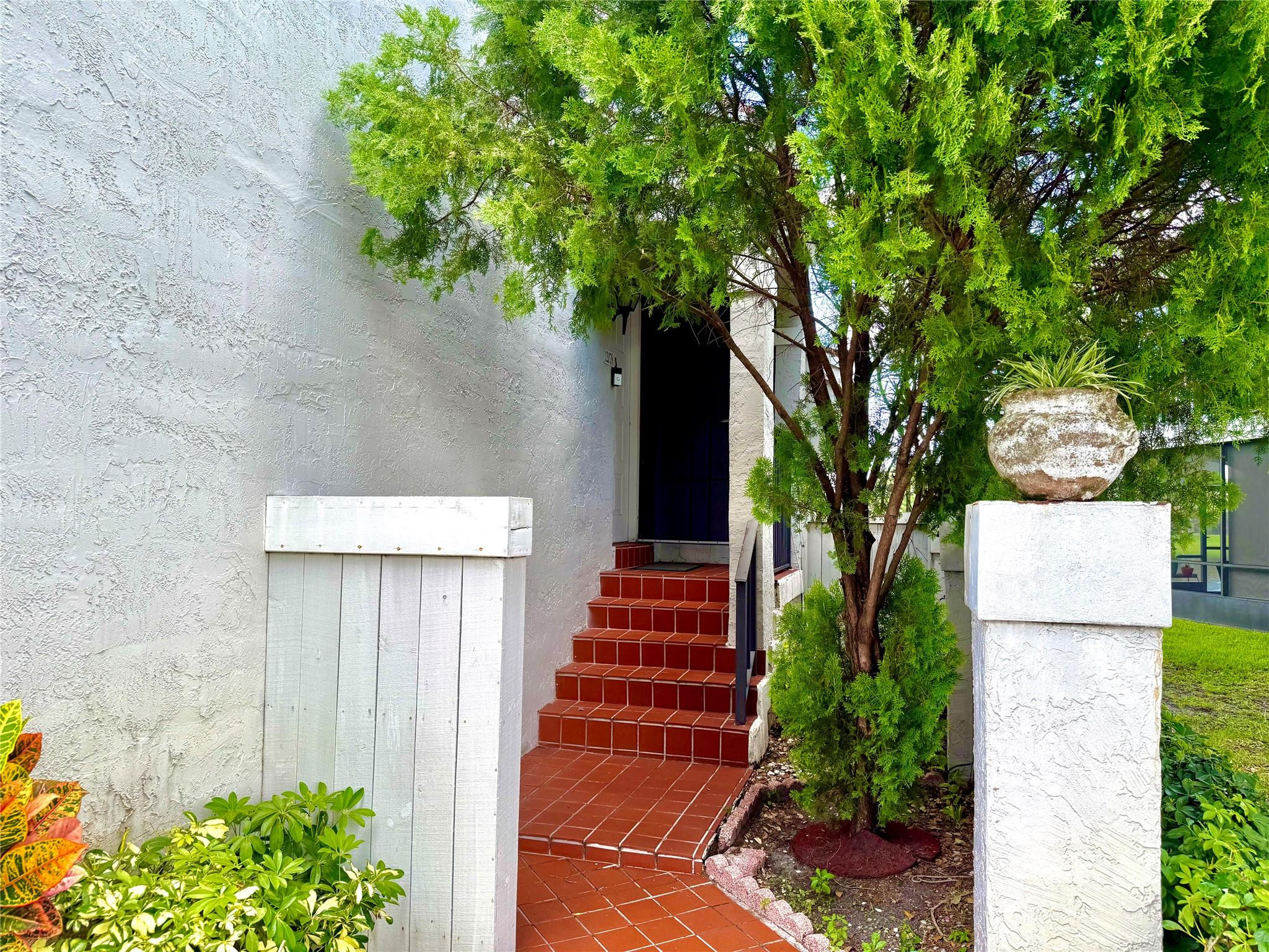 Pierpointe 5 Condo II - Residential