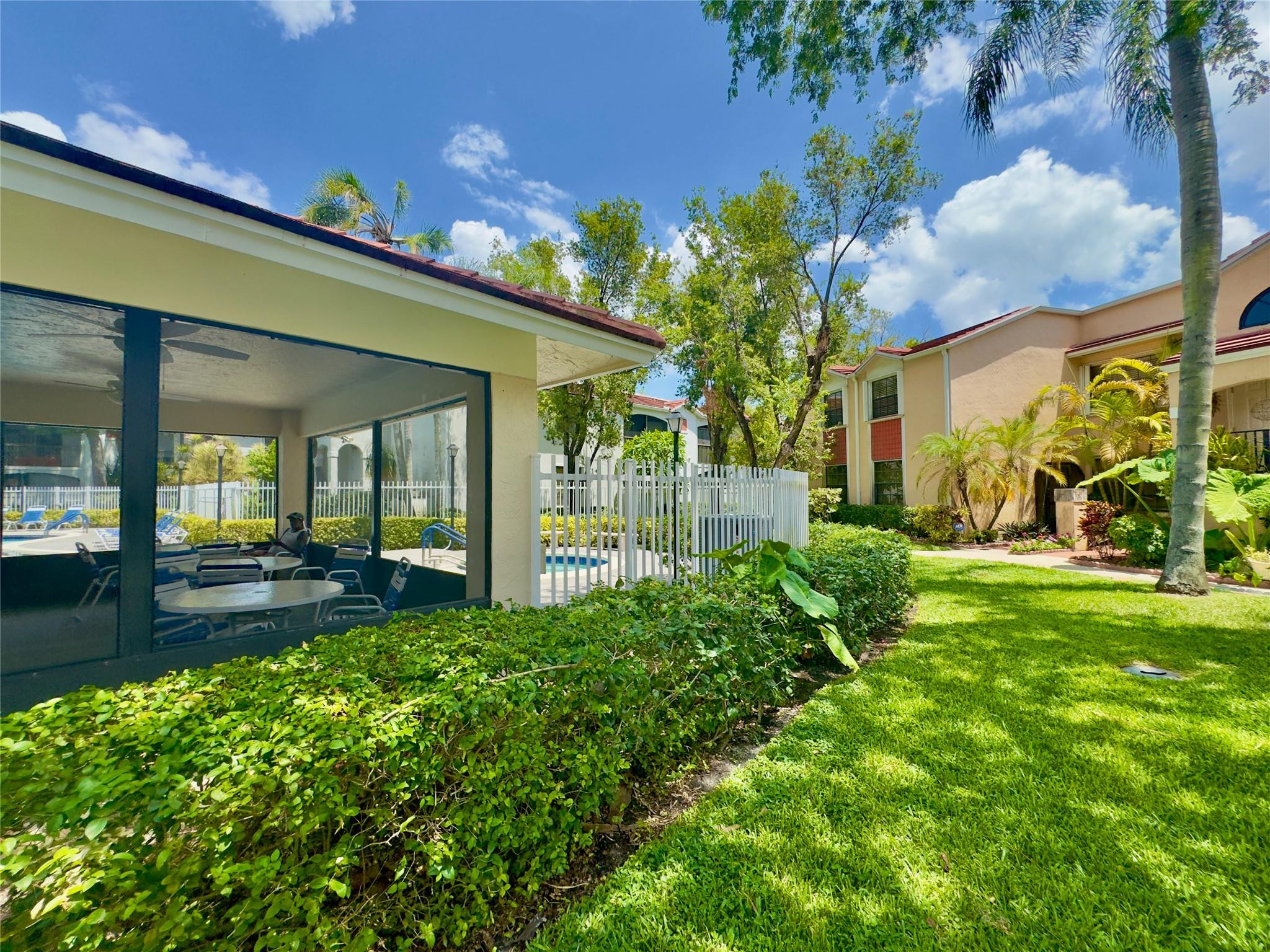 Pierpointe 5 Condo II - Residential