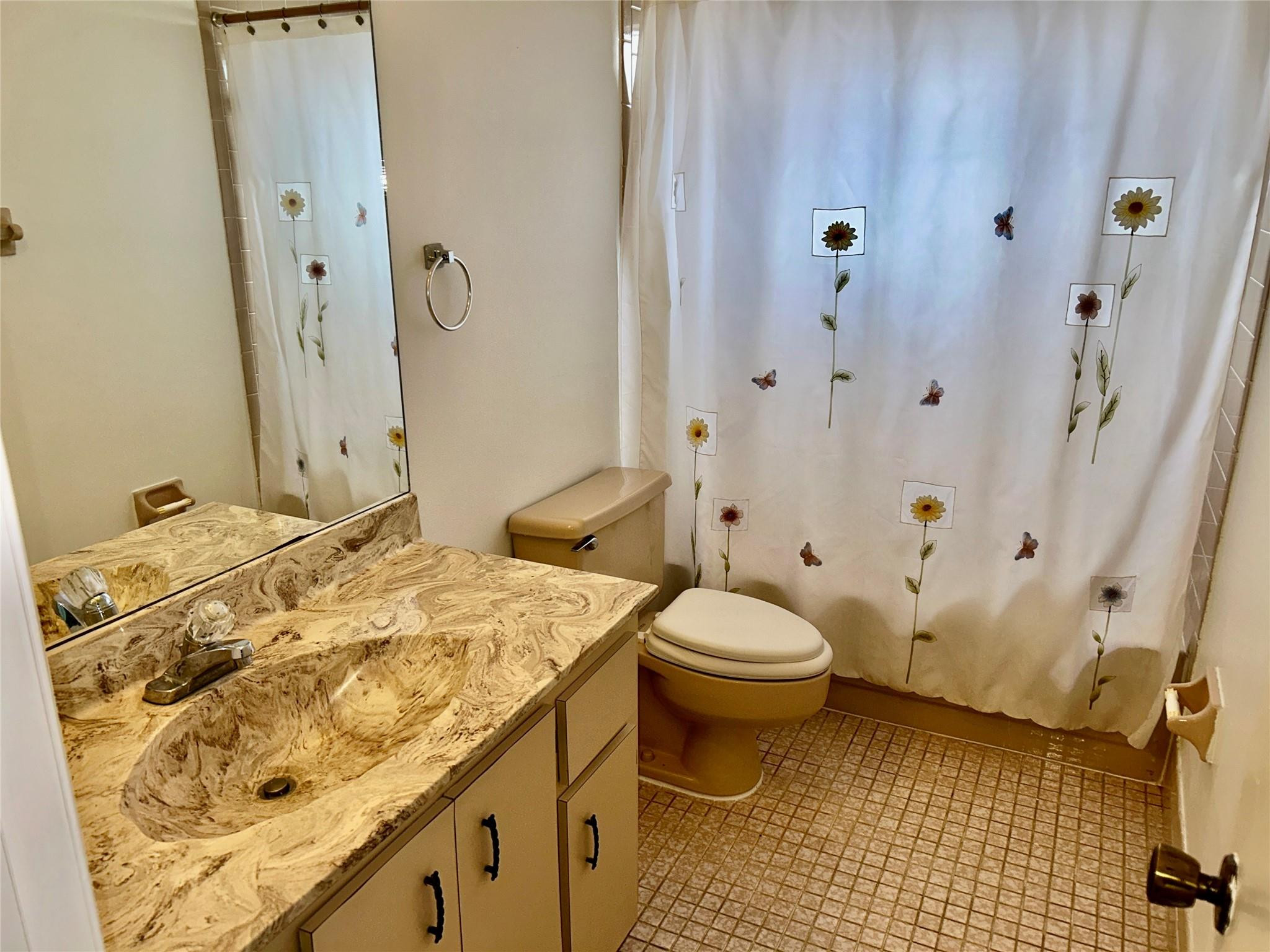 ISLES OF TAMARAC - Residential Lease