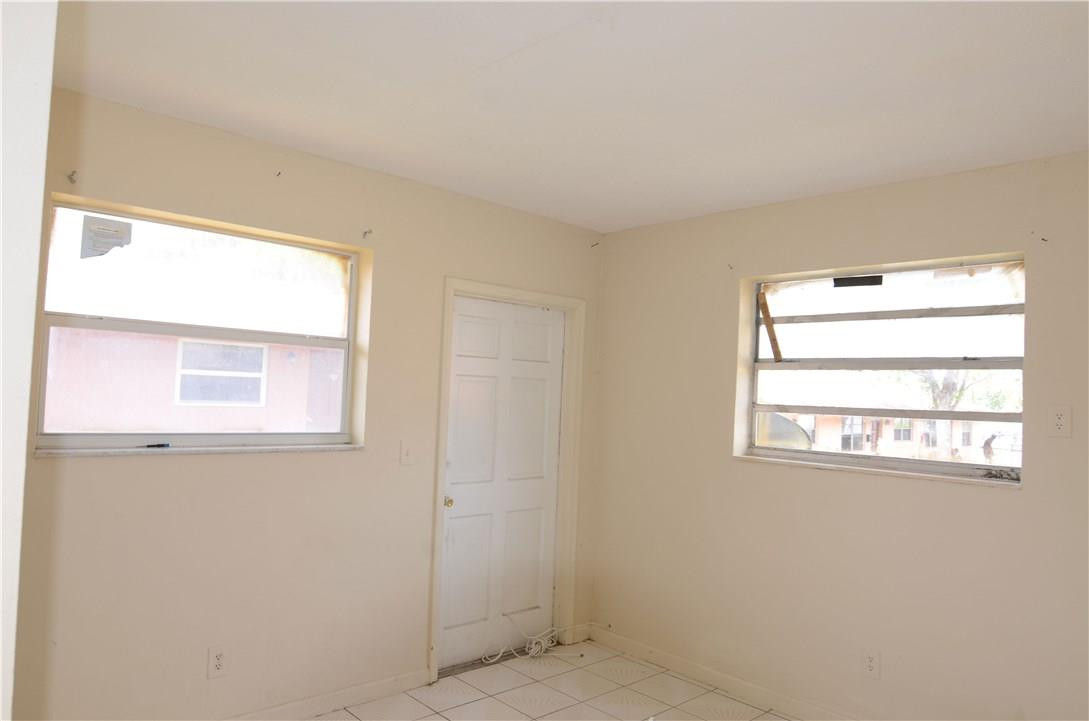 TOWN OF DANIA B-49 D - Residential Lease