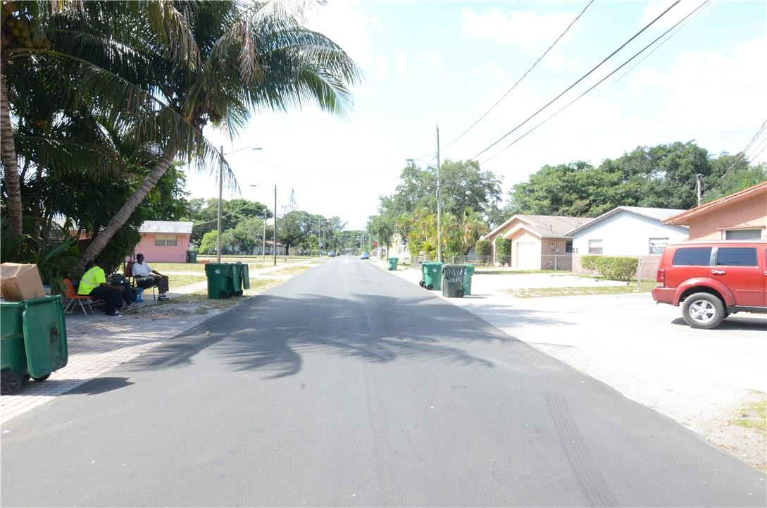 TOWN OF DANIA B-49 D - Residential Lease