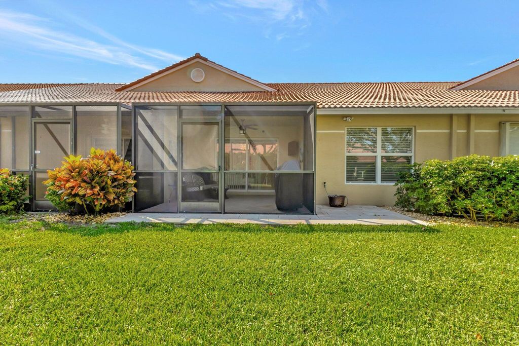 Photo of 12087 Napoli Lane, Boynton Beach, FL 33437 (MLS # R11090078)
