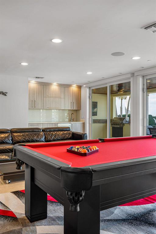 SOPHIA SENECA ESTATES - Residential