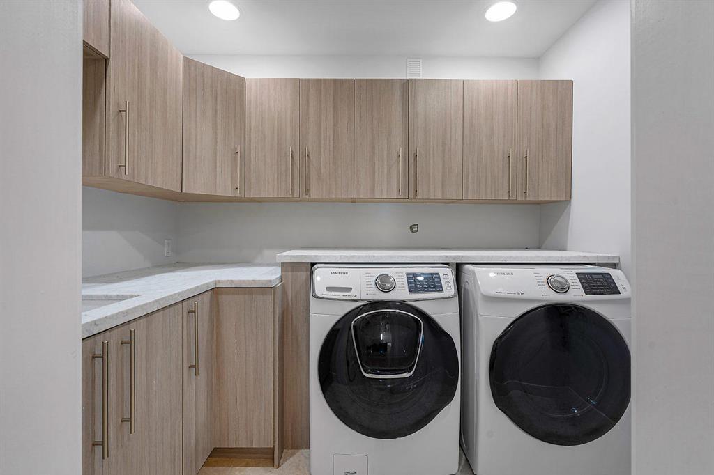 SOPHIA SENECA ESTATES - Residential