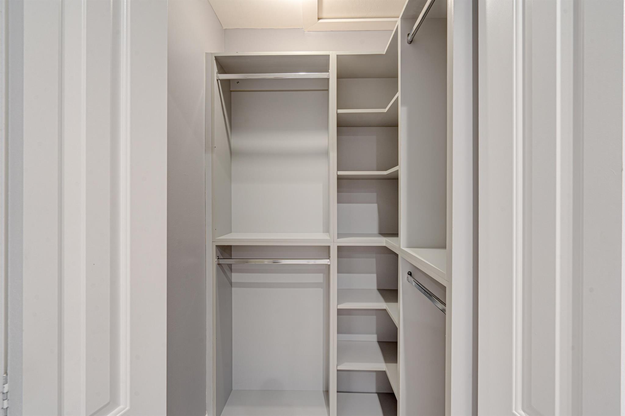 BANYAN COURTS CONDO - Residential Lease