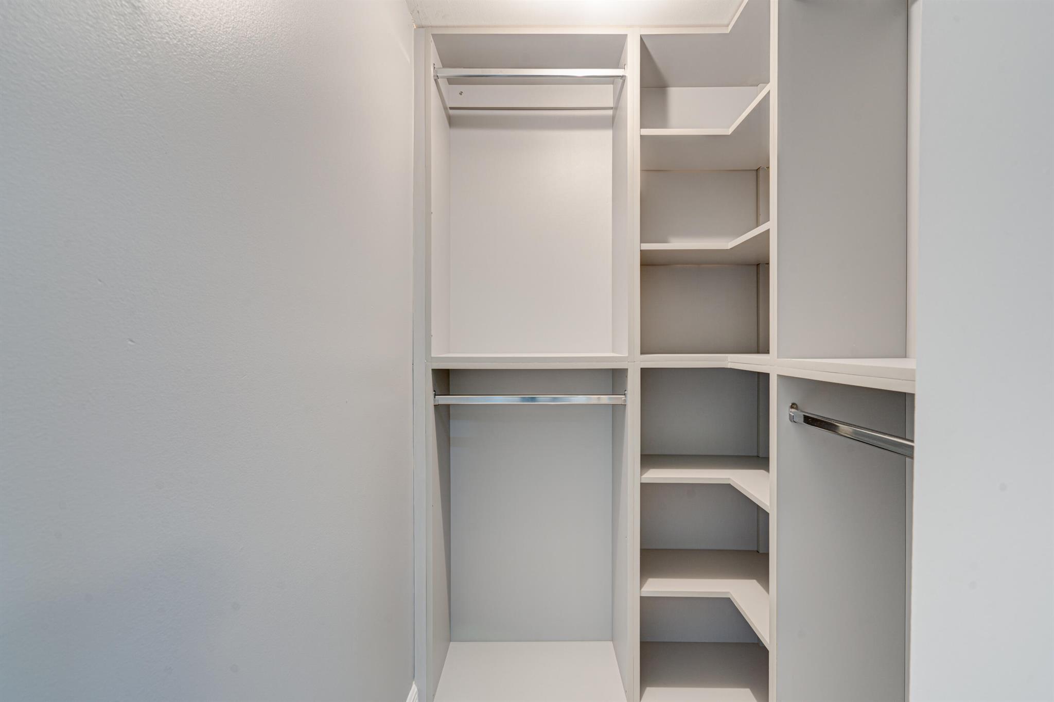 BANYAN COURTS CONDO - Residential Lease