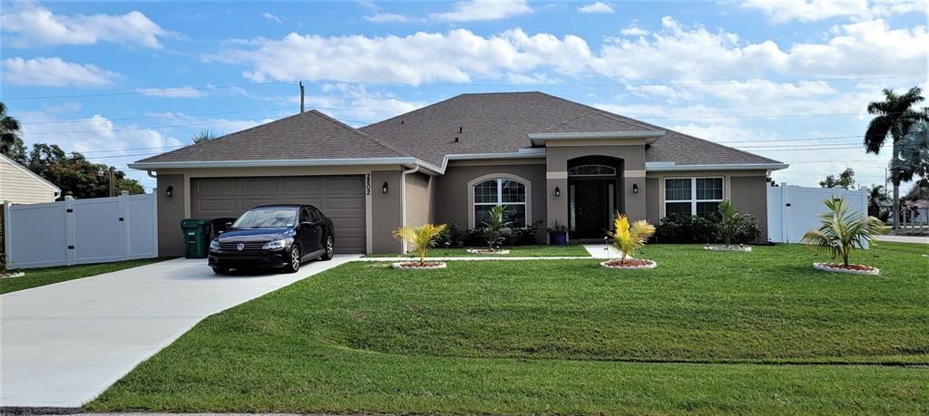 Photo of 2802 SE Buccaneer Circle, Port Saint Lucie, FL 34952 (MLS # R10773991)