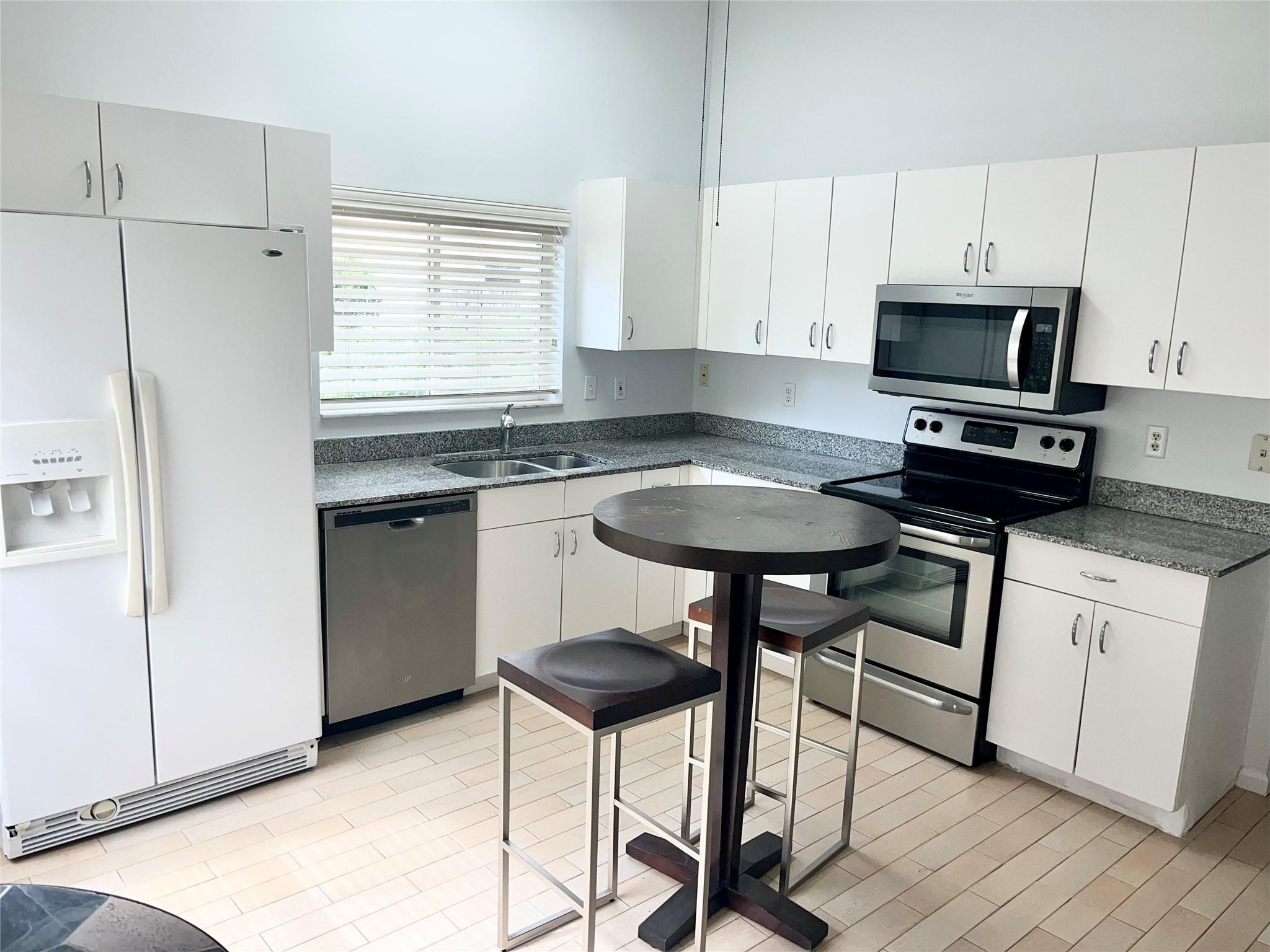 Bridgewater At Plantation - Residential
