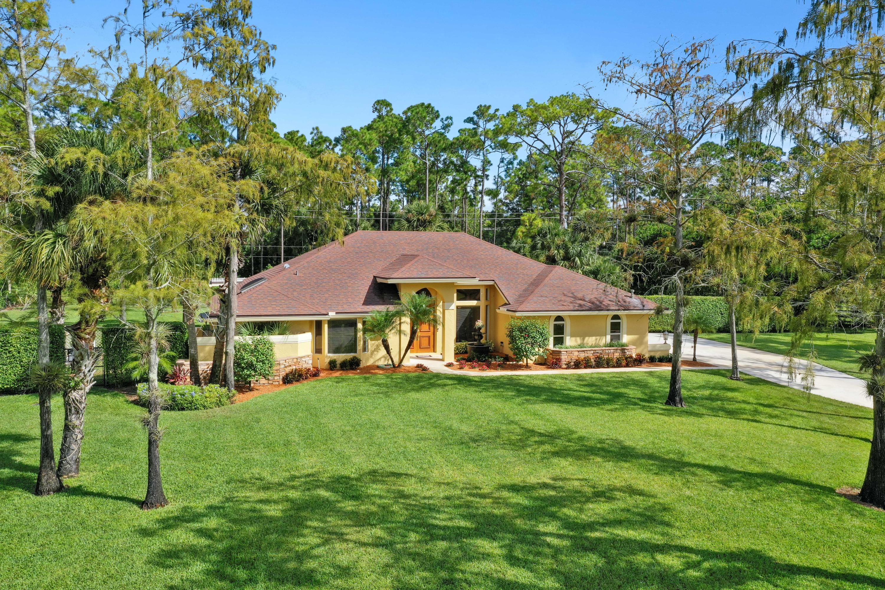PADDOCK PARK 1 OF WELLINGTON - Residential