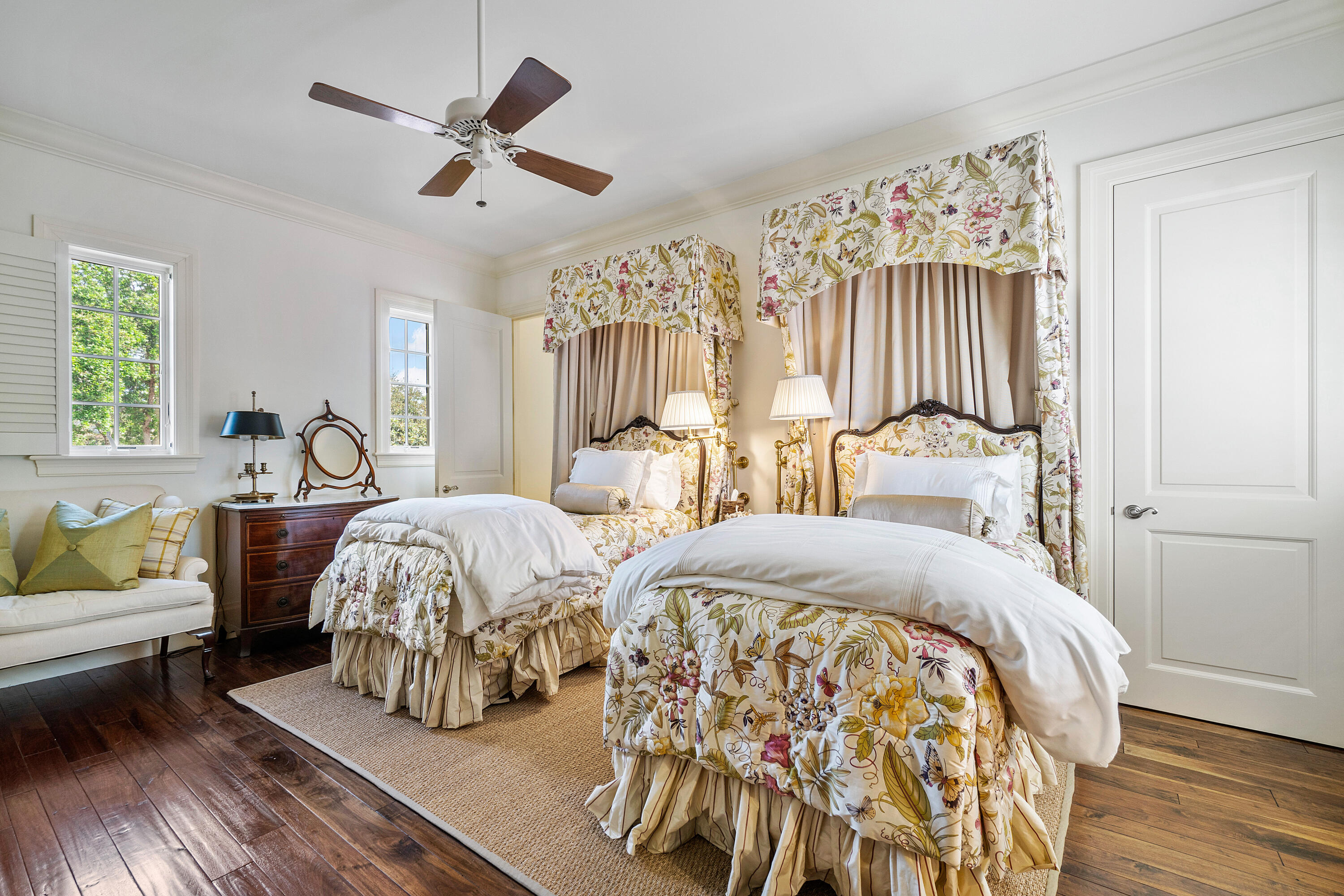 RITZ CARLTON GOLF CLUB & SPA POD B - Residential