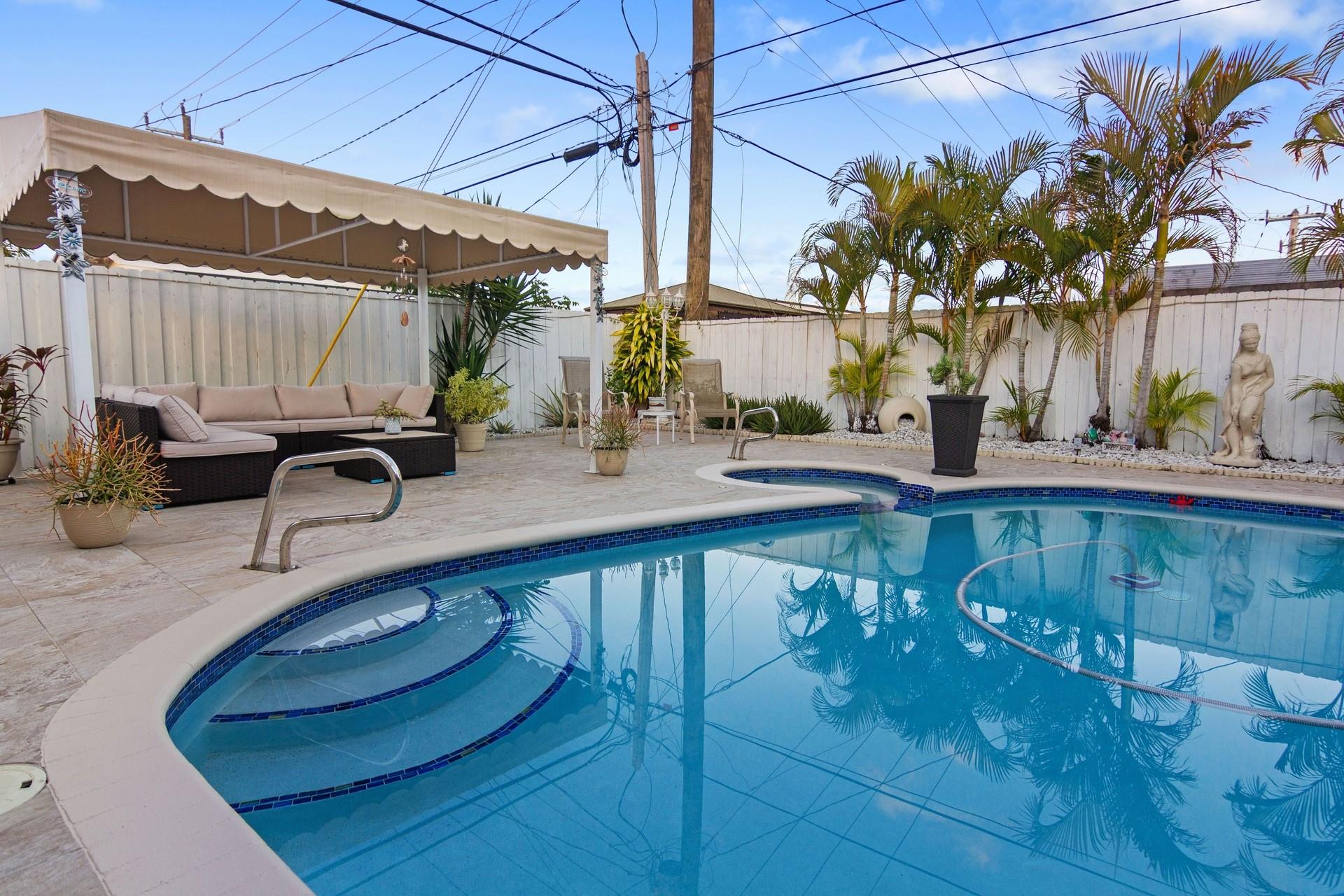 South Miami Heights Manor - Residential