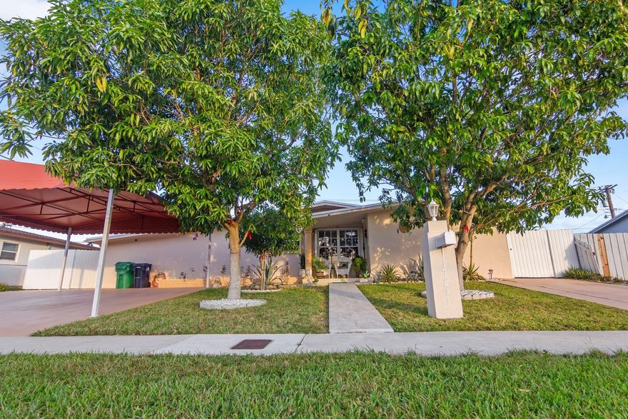 This fully remodeled South Miami Heights home features 6 bedrooms, 5 bathrooms, and a bright open layout. The property is larger than the tax roll and includes three efficiencies, giving you space for guests or extra income opportunities. Enjoy a private backyard with a sparkling pool, perfect for relaxing or entertaining. Located near major highways, Zoo Miami, Southland Mall, parks, and dining, this home offers comfort, style, and convenience in one of the area’s most desirable spots.