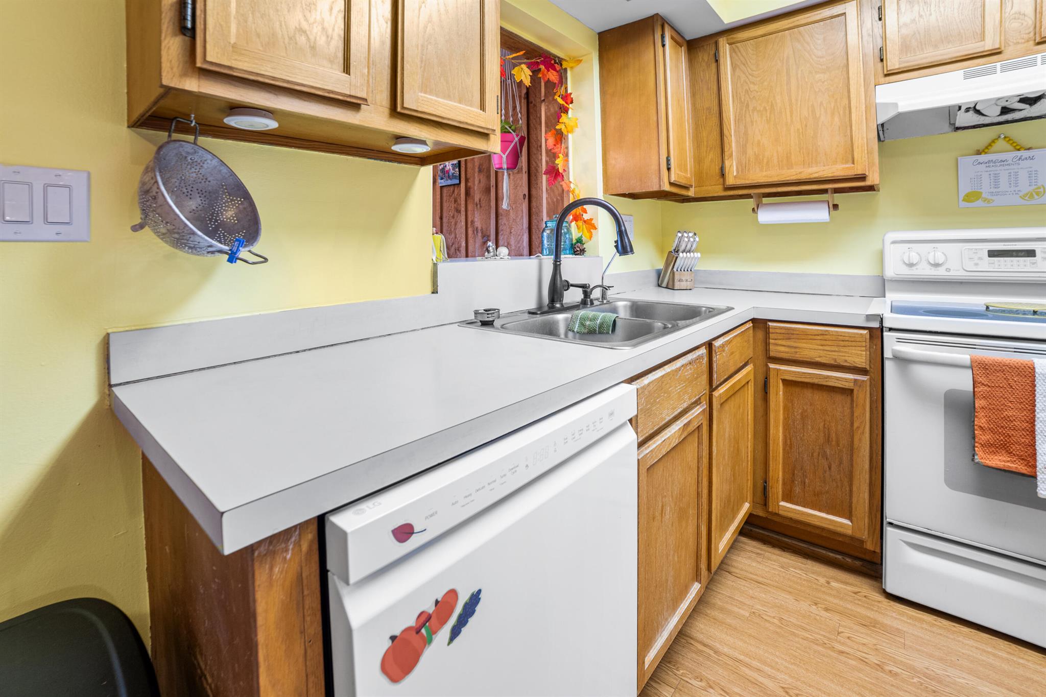 TAYLOR CREEK ISLES - Residential