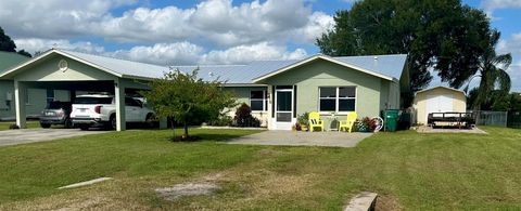 Photo of 2477 SE 27th Street, Okeechobee, FL 34974 (MLS # R11135429) Photo of 2477 SE 27th Street, Okeechobee, FL 34974 (MLS # R11135429)