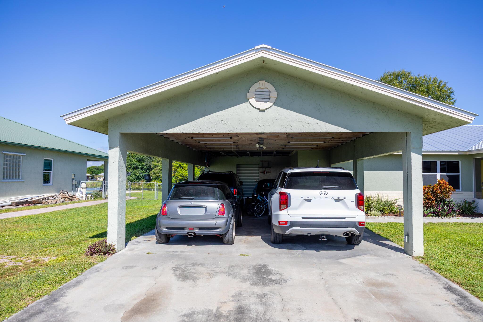 TAYLOR CREEK ISLES - Residential