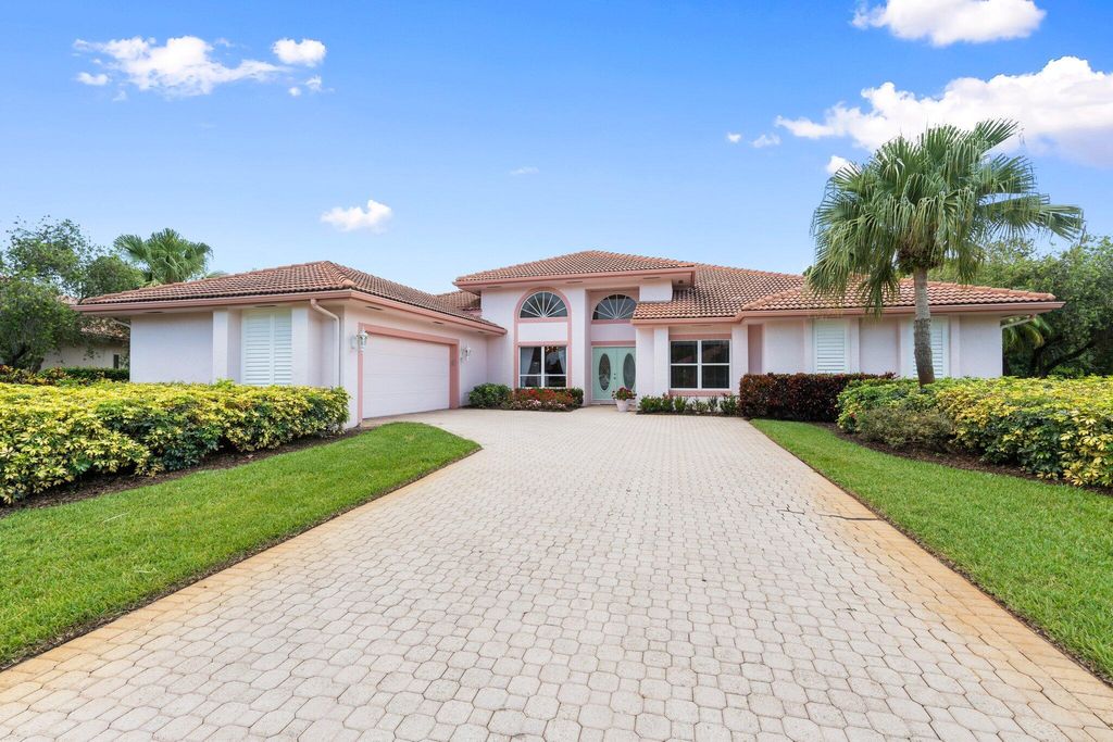 Photo of 4402 SW Dundee Court, Palm City, FL 34990 (MLS # R11094386)