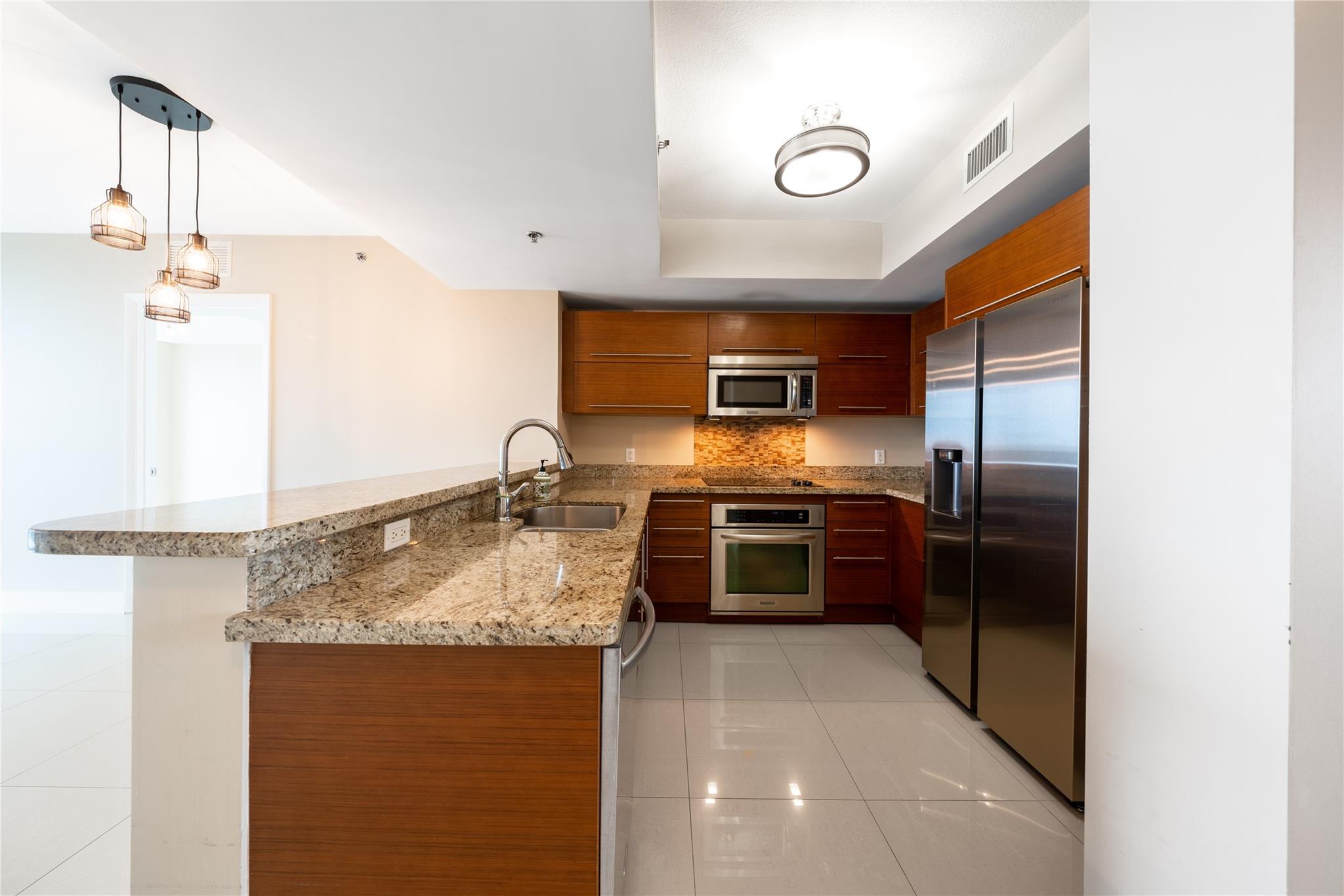 2641 N Flamingo Rd 1904N