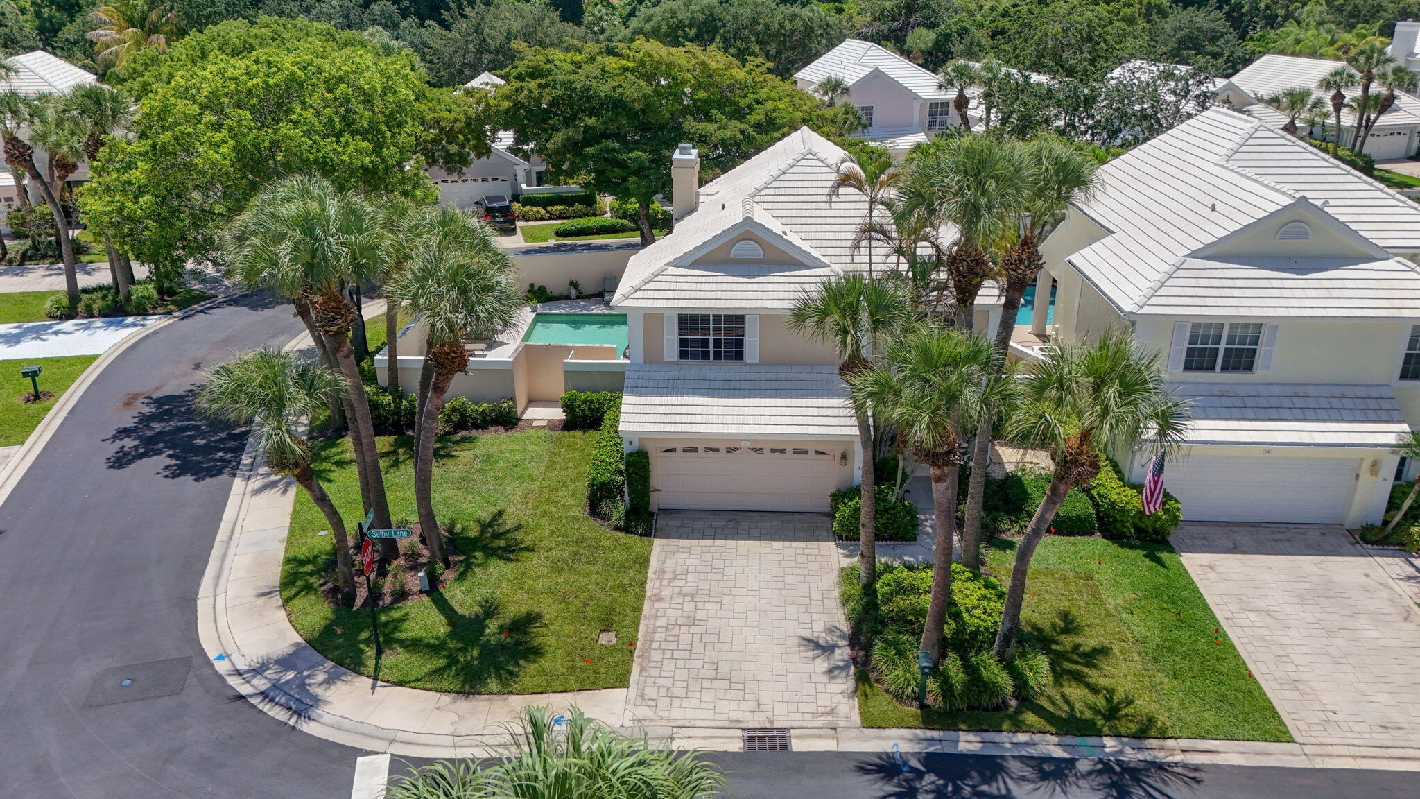 33 Selby Lane