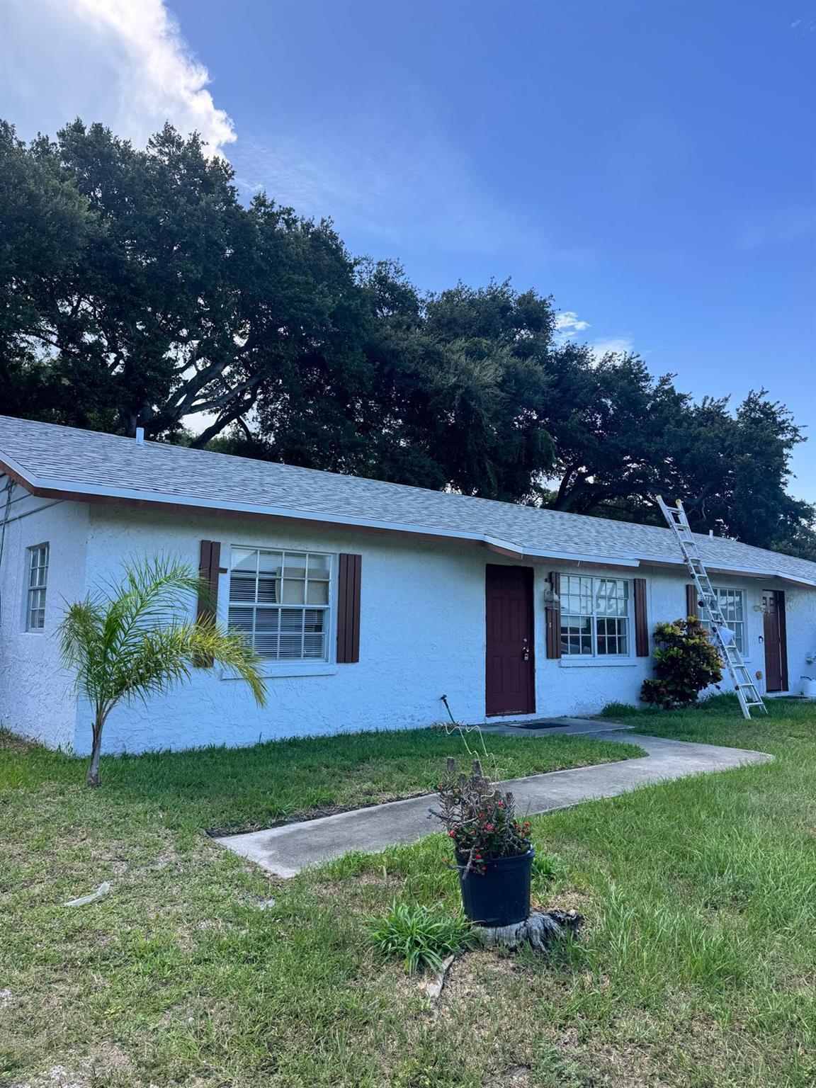 Freshly Painted & Affordable 2BR Home for Rent - Move-In Ready!Welcome to this charming and budget-friendly 2-bedroom, 1-bathroom home located in a peaceful Fort Pierce neighborhood. Recently painted and well maintained, this cozy residence offers a bright and functional layout perfect for small families, couples, or individuals looking for comfort and convenience.Enjoy a spacious living area, a clean kitchen with plenty of cabinet space, and a large private yard, ideal for relaxing or entertaining. Located just minutes from local schools, shopping, parks, and easy access to I-95.Don't miss out, this home is move-in ready and won't last long!