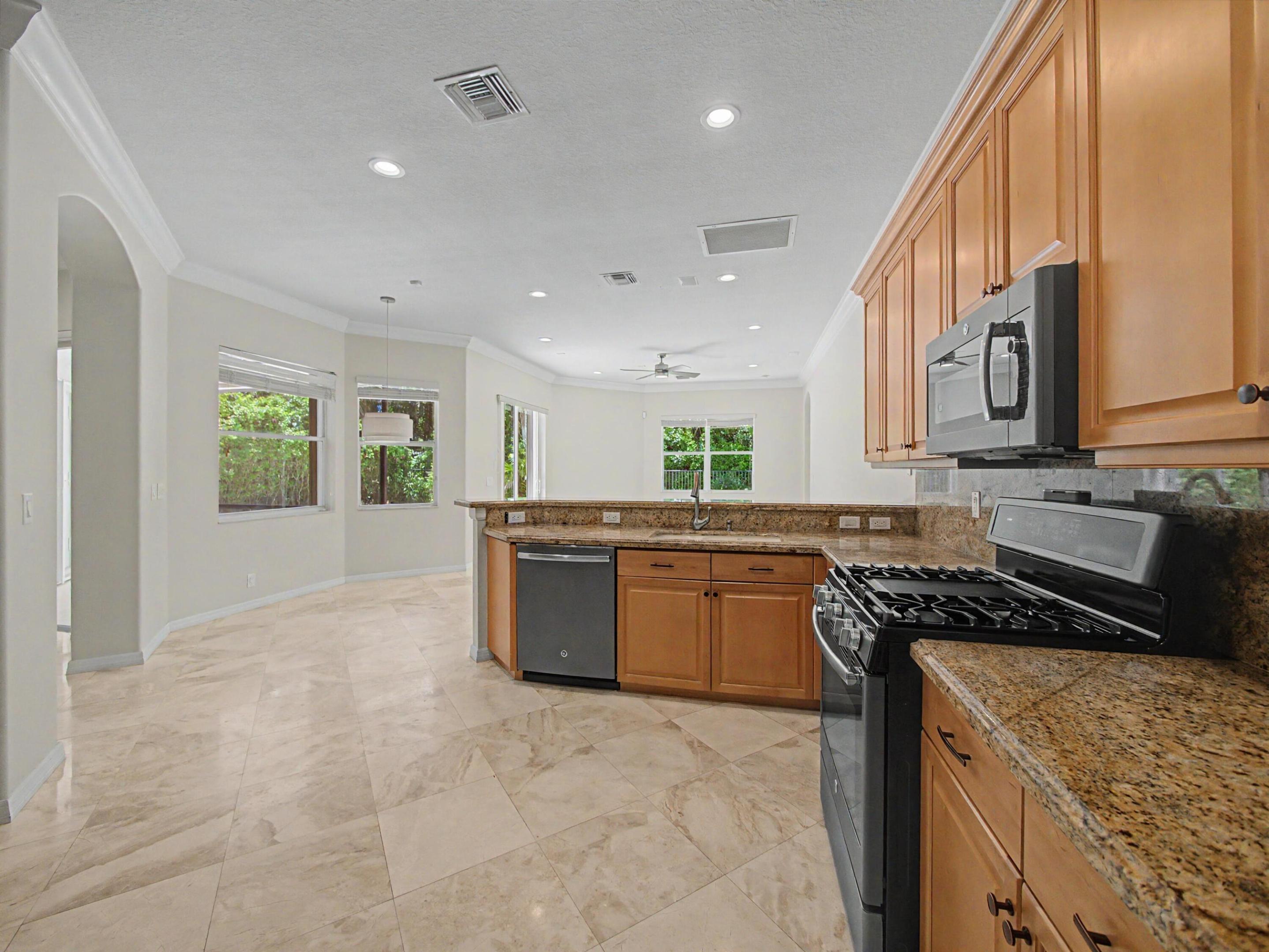 CEDAR CREEK RANCH - Residential