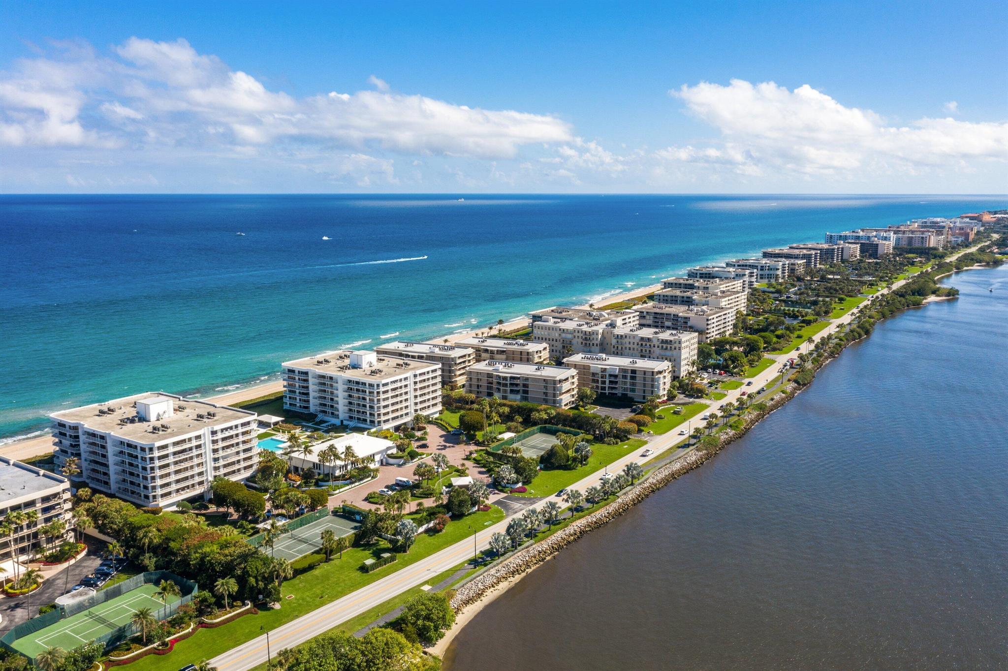 ENCLAVE OF PALM BEACH CON - Residential