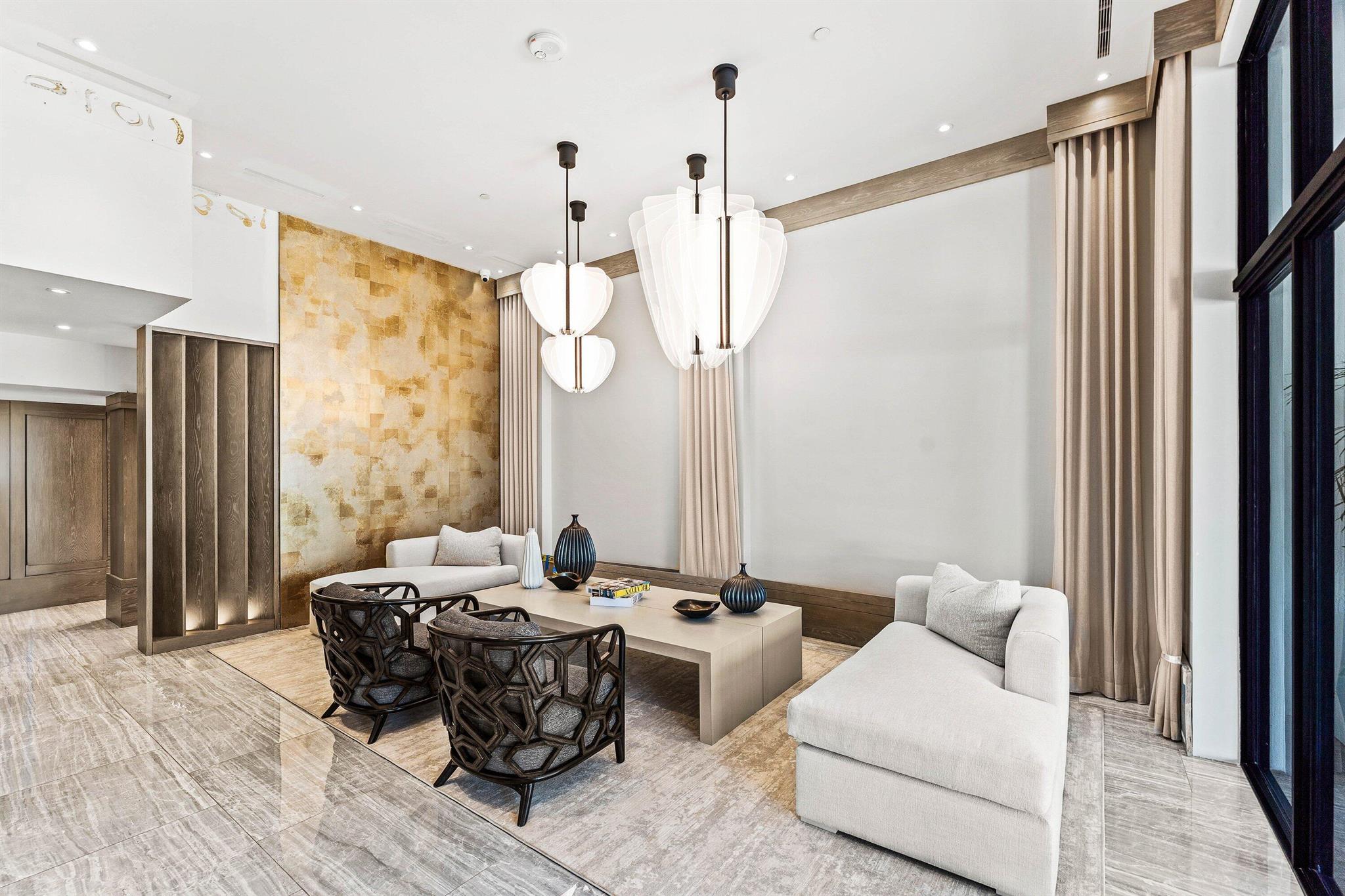 ENCLAVE OF PALM BEACH CON - Residential