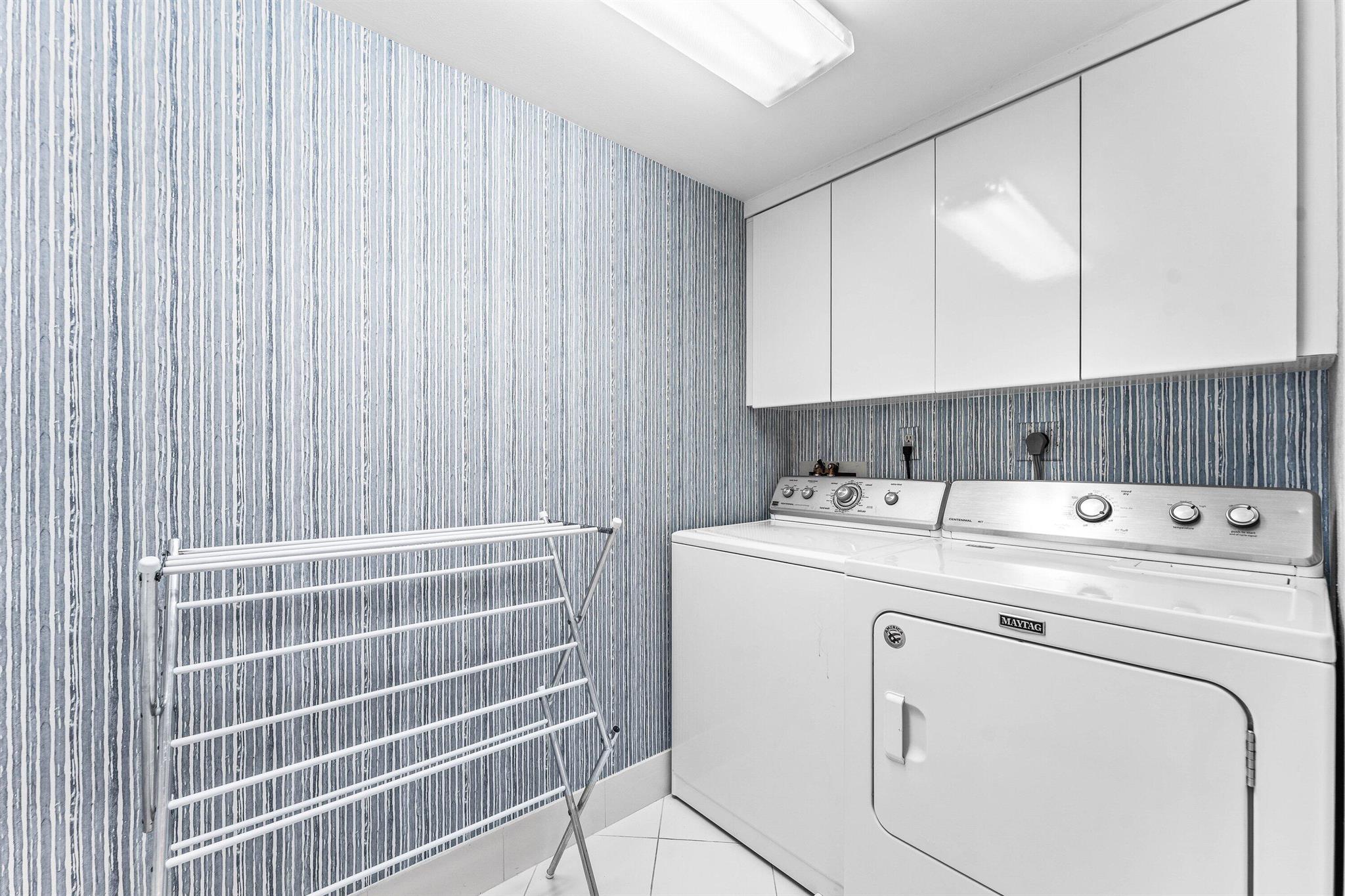 ENCLAVE OF PALM BEACH CON - Residential