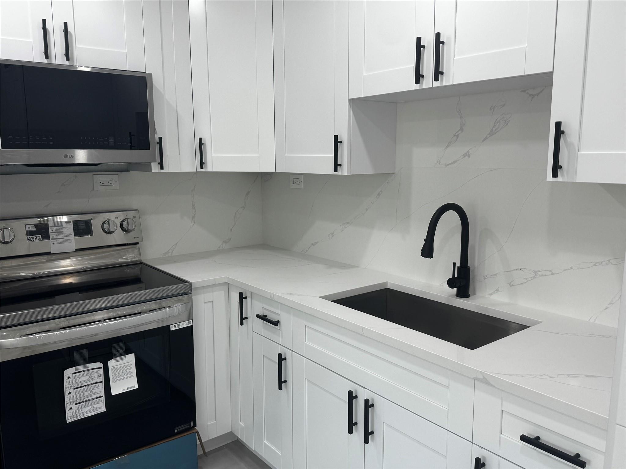 Seacrest Park - Residential Lease