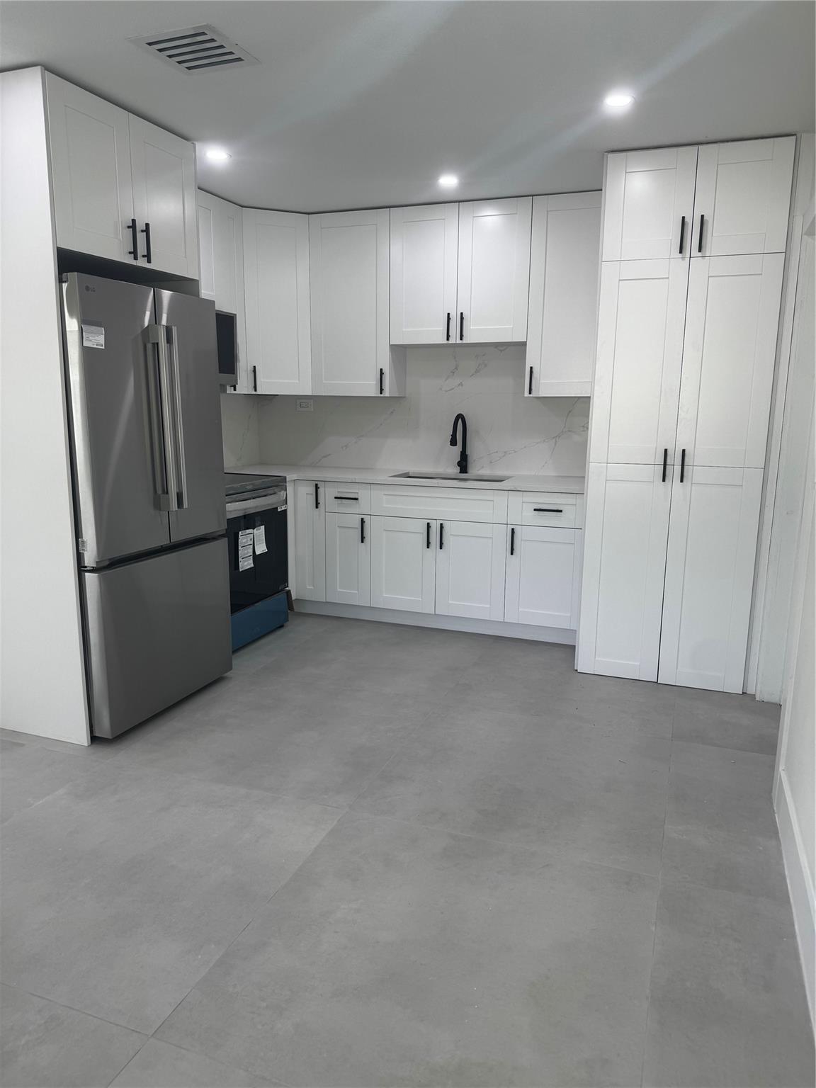 Seacrest Park - Residential Lease