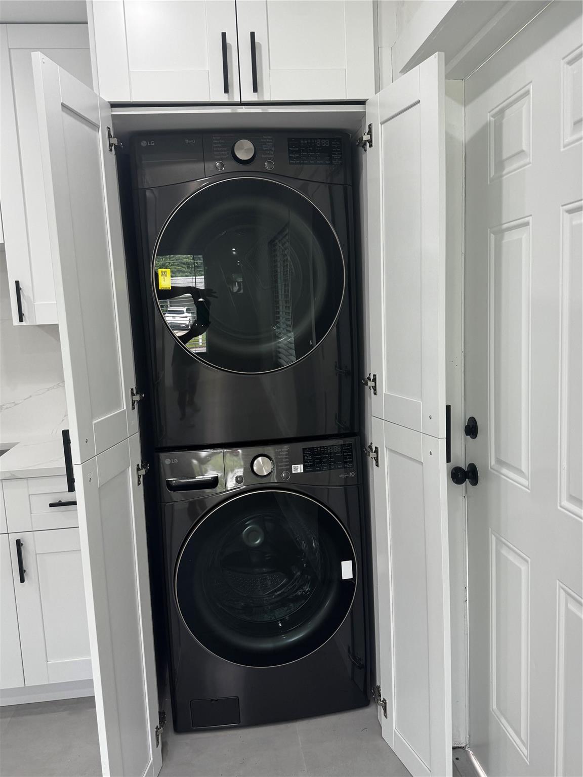 Seacrest Park - Residential Lease