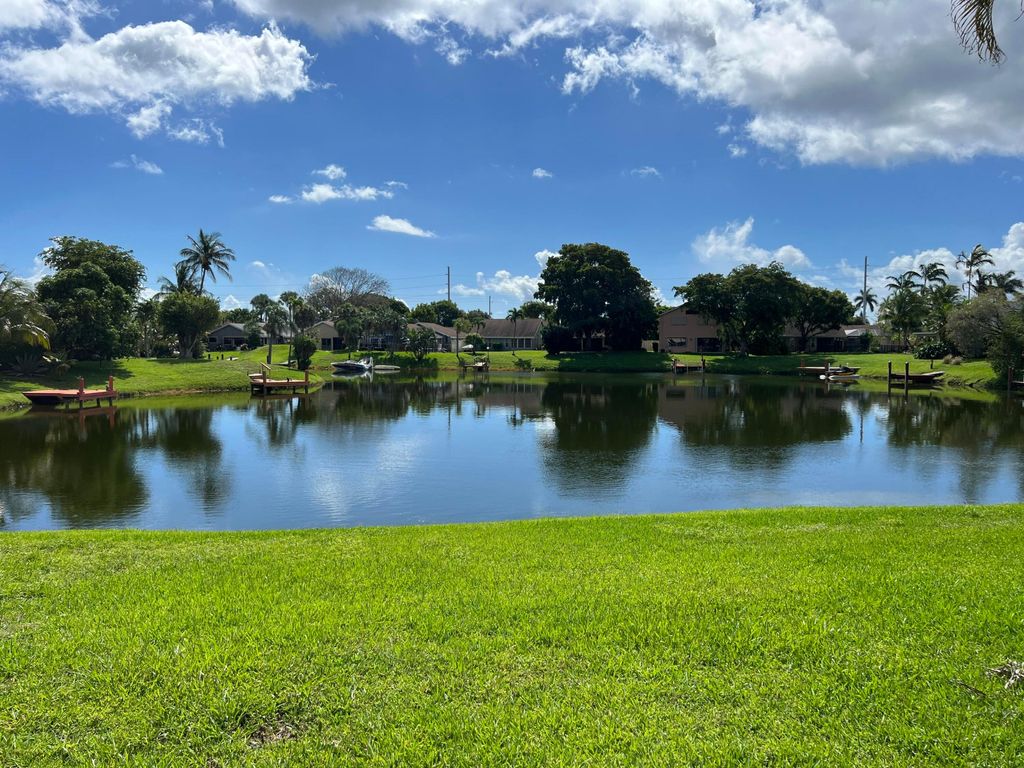 Photo of 1095 NW 19th Terrace, Delray Beach, FL 33445 (MLS # R11100820)