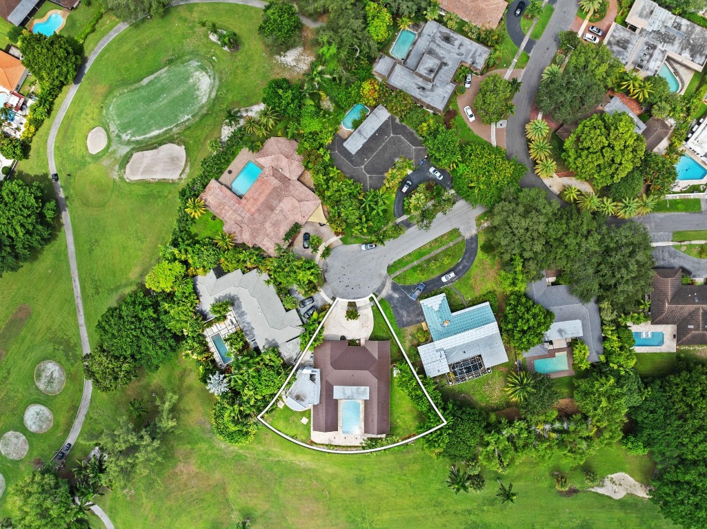 Emerald Hills 68-26 B - Residential