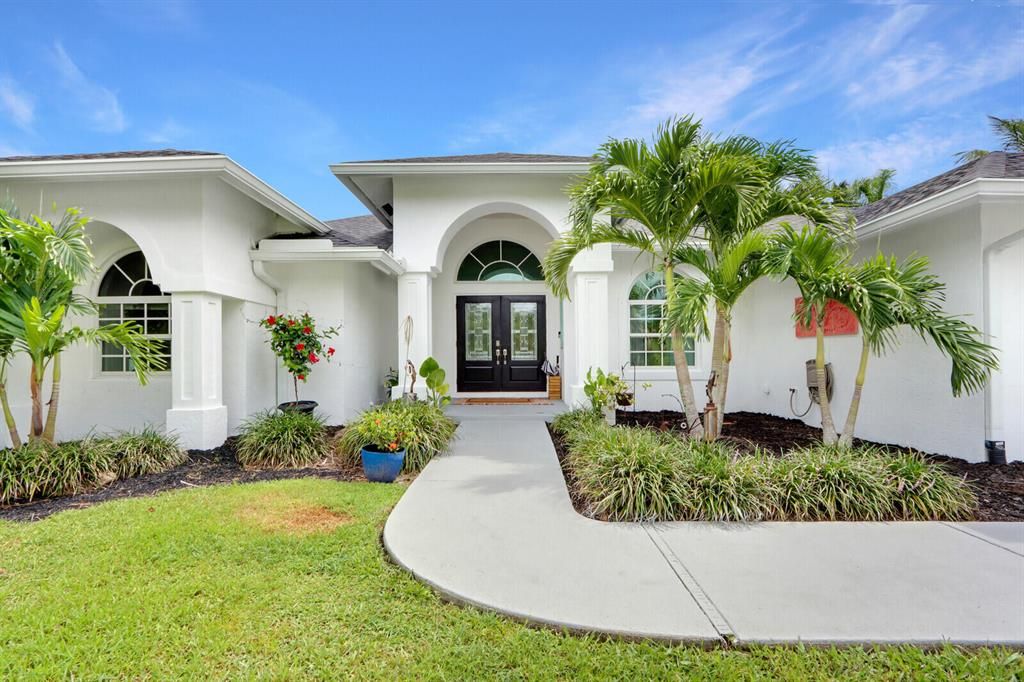 Photo of 16713 75th Way Way, Palm Beach Gardens, FL 33418 (MLS # R10814702)
