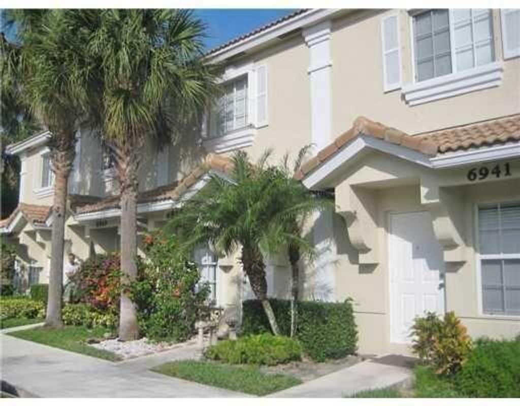 Photo of 6952 Crooked Fence Drive Drive Dr #1340, Lake Worth Beach, FL 33467 (MLS # R10779790)
